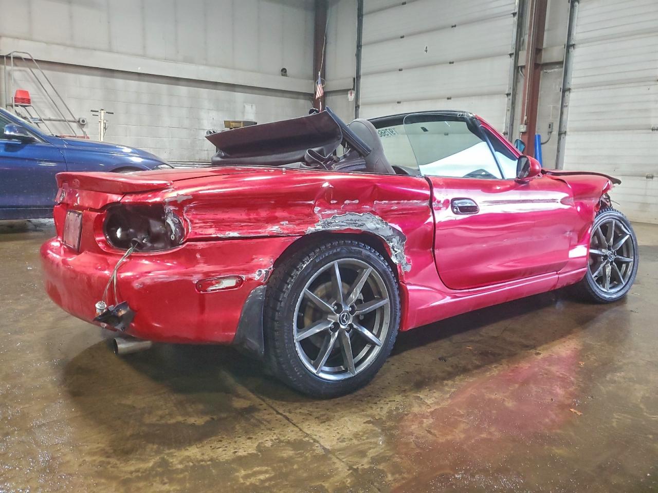 2005 Mazda Mx-5 Miata Base Red vin: JM1NB353250411248
