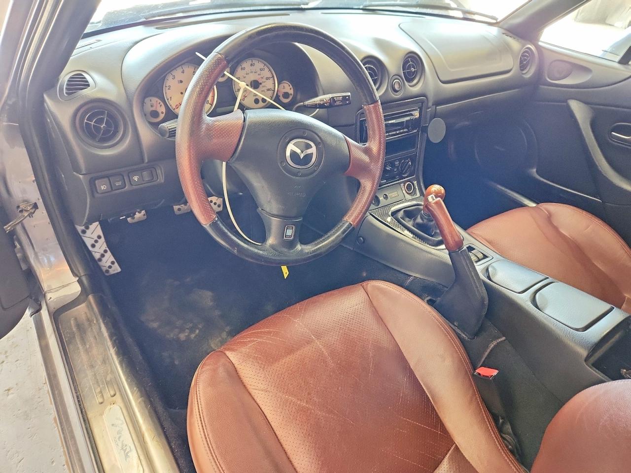 2002 Mazda Mx-5 Miata Base Silver vin: JM1NB353320224502