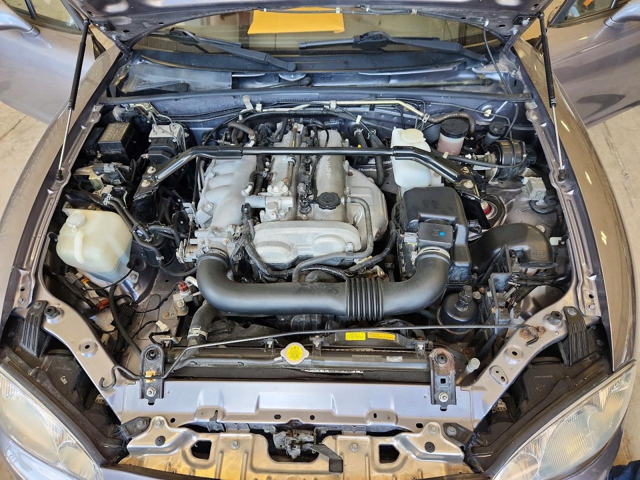 2002 Mazda Mx-5 Miata Base Silver vin: JM1NB353320224502