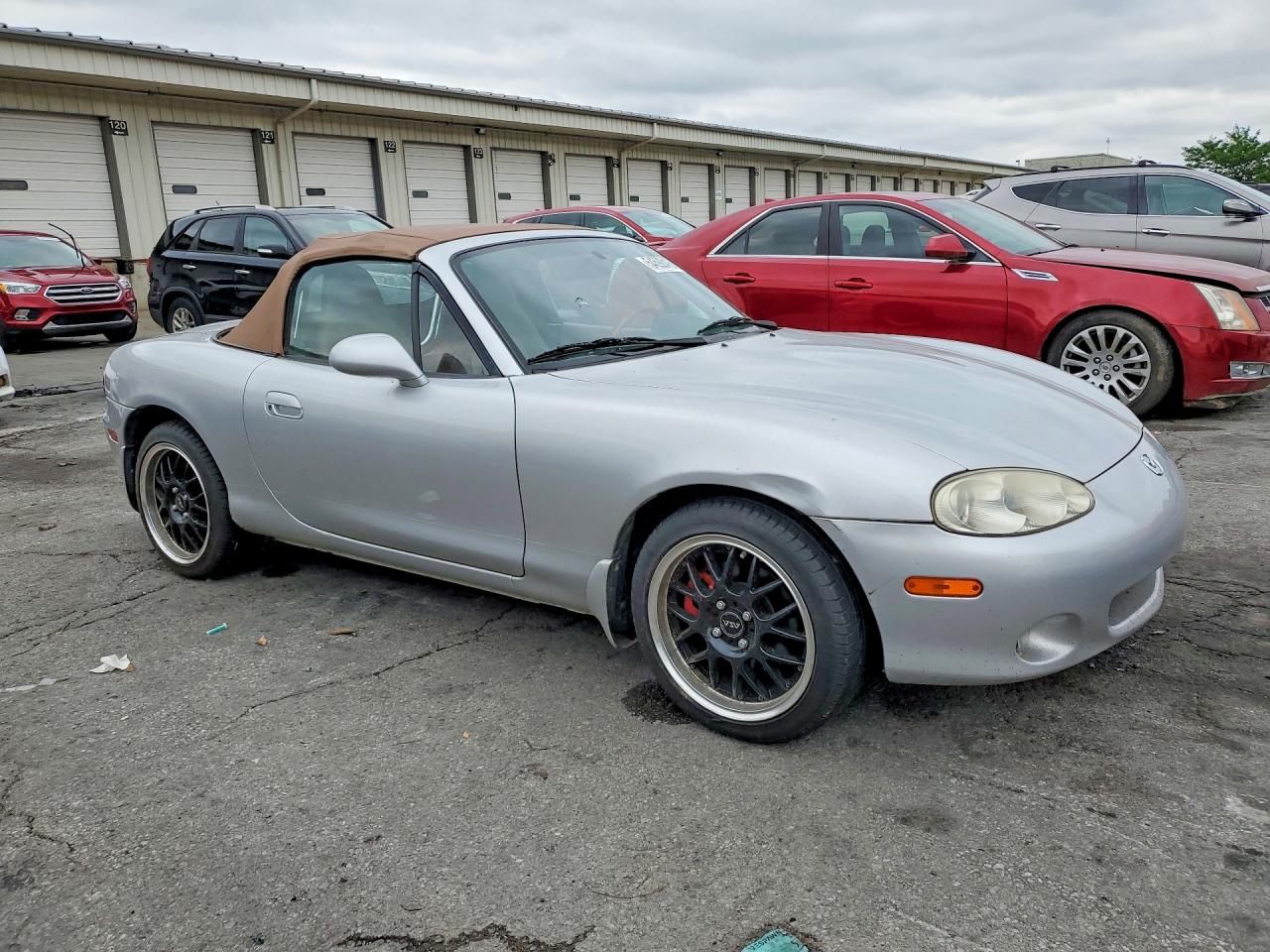 2002 Mazda Mx-5 Miata Base Silver vin: JM1NB353320229389