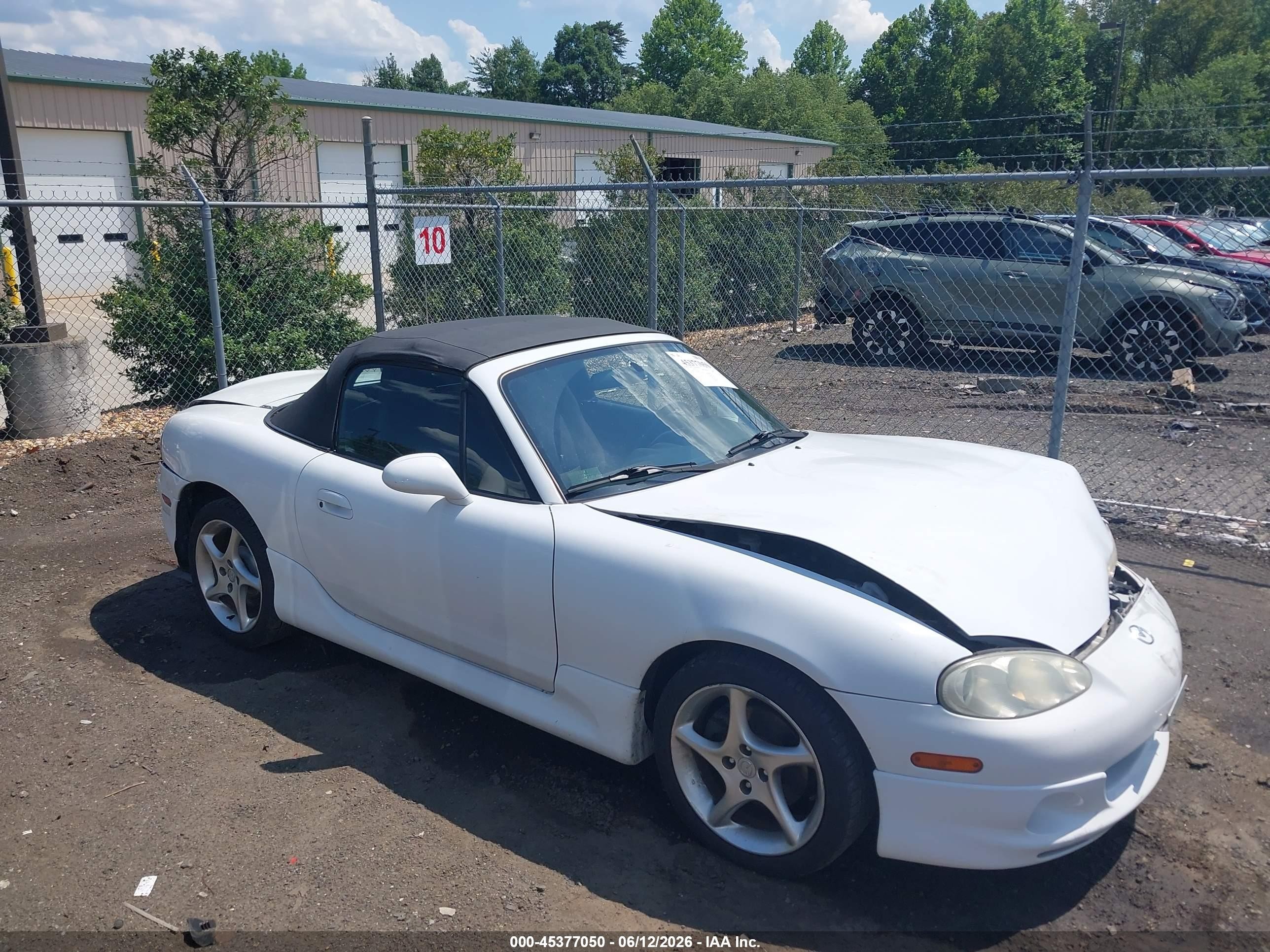2003 Mazda Mx-5 Miata Cloth/ls/se/shinsen White vin: JM1NB353330300608