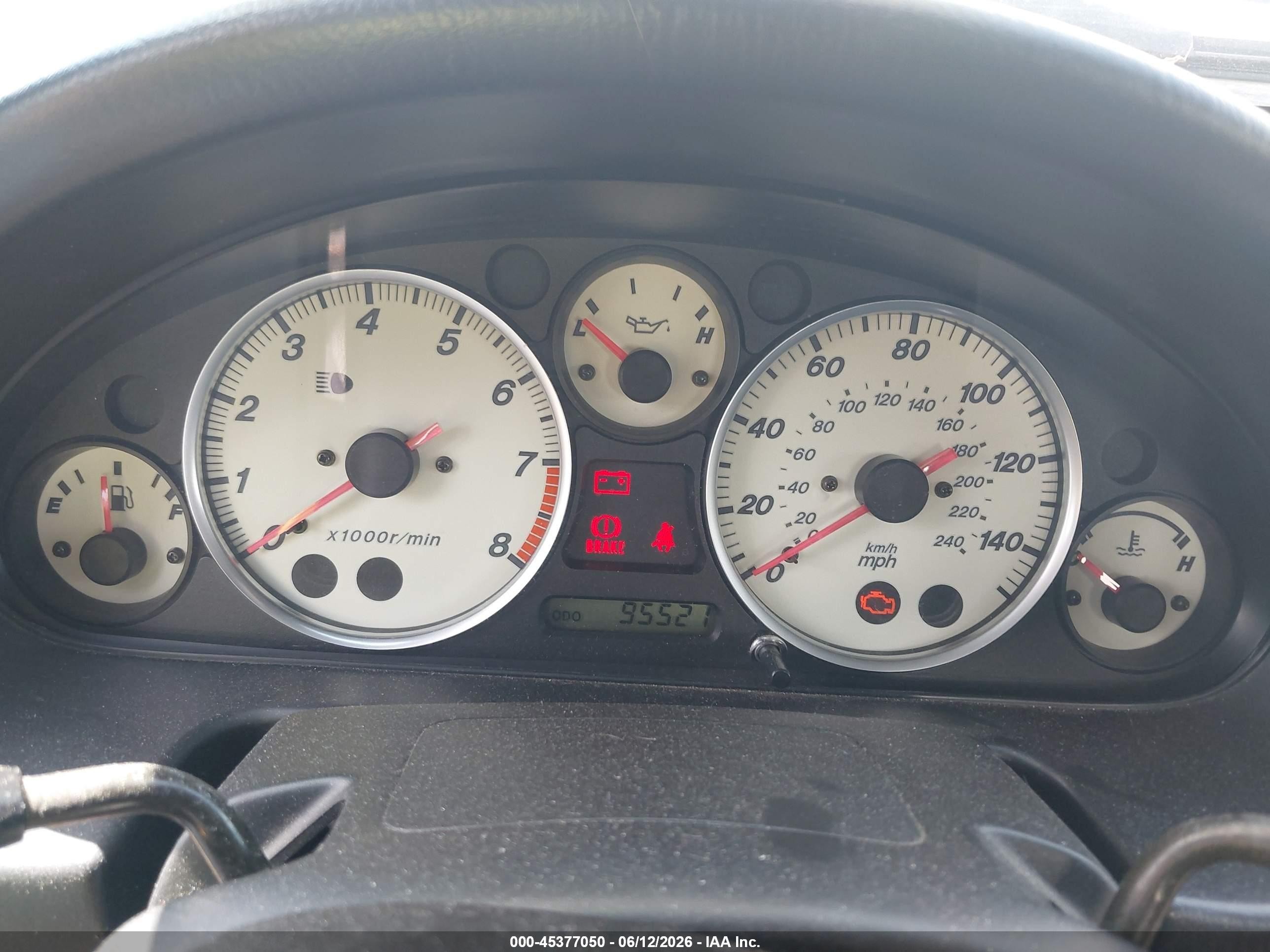 2003 Mazda Mx-5 Miata Cloth/ls/se/shinsen White vin: JM1NB353330300608