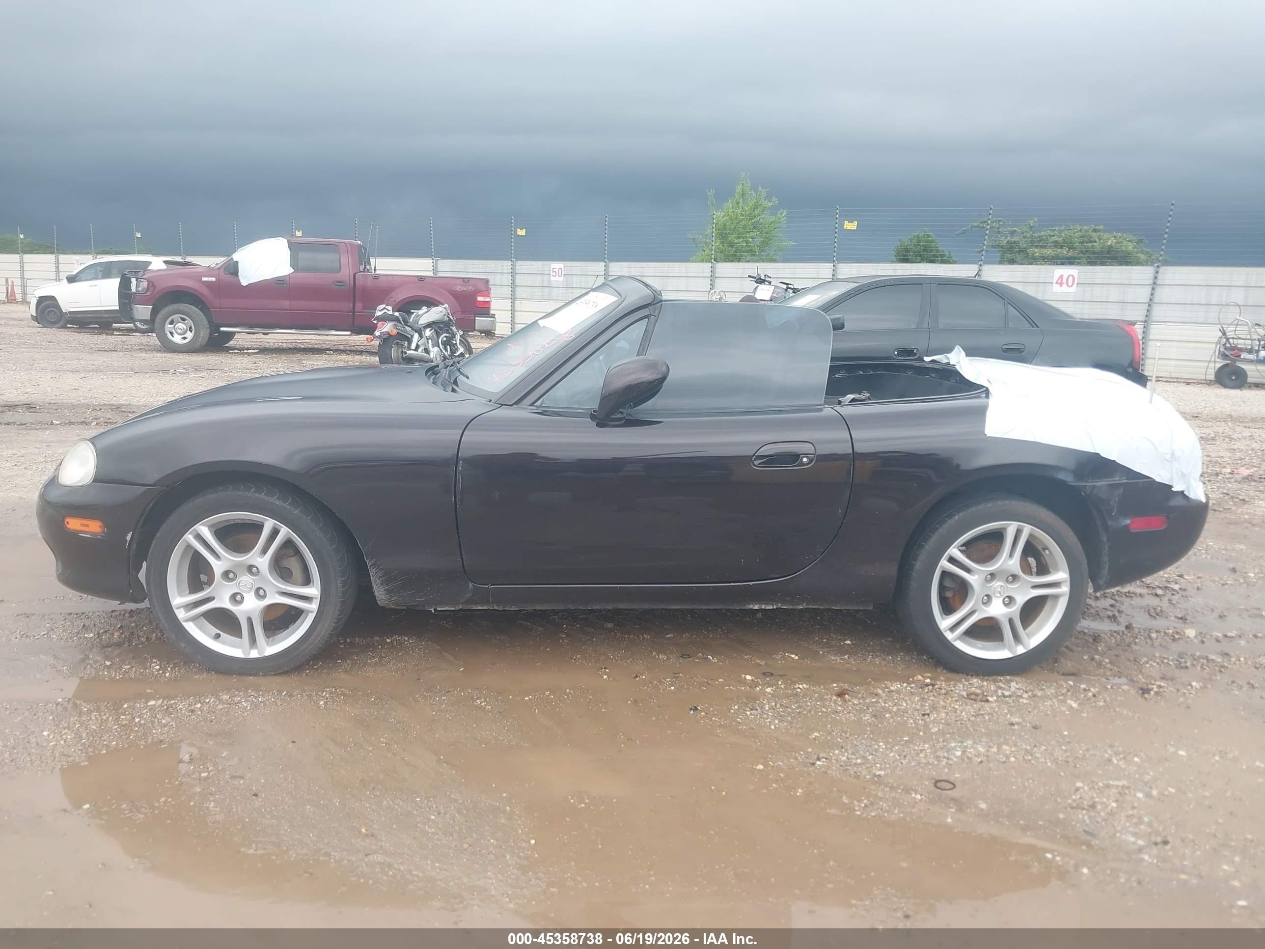 2004 Mazda Mx-5 Miata Cloth Black vin: JM1NB353340401293