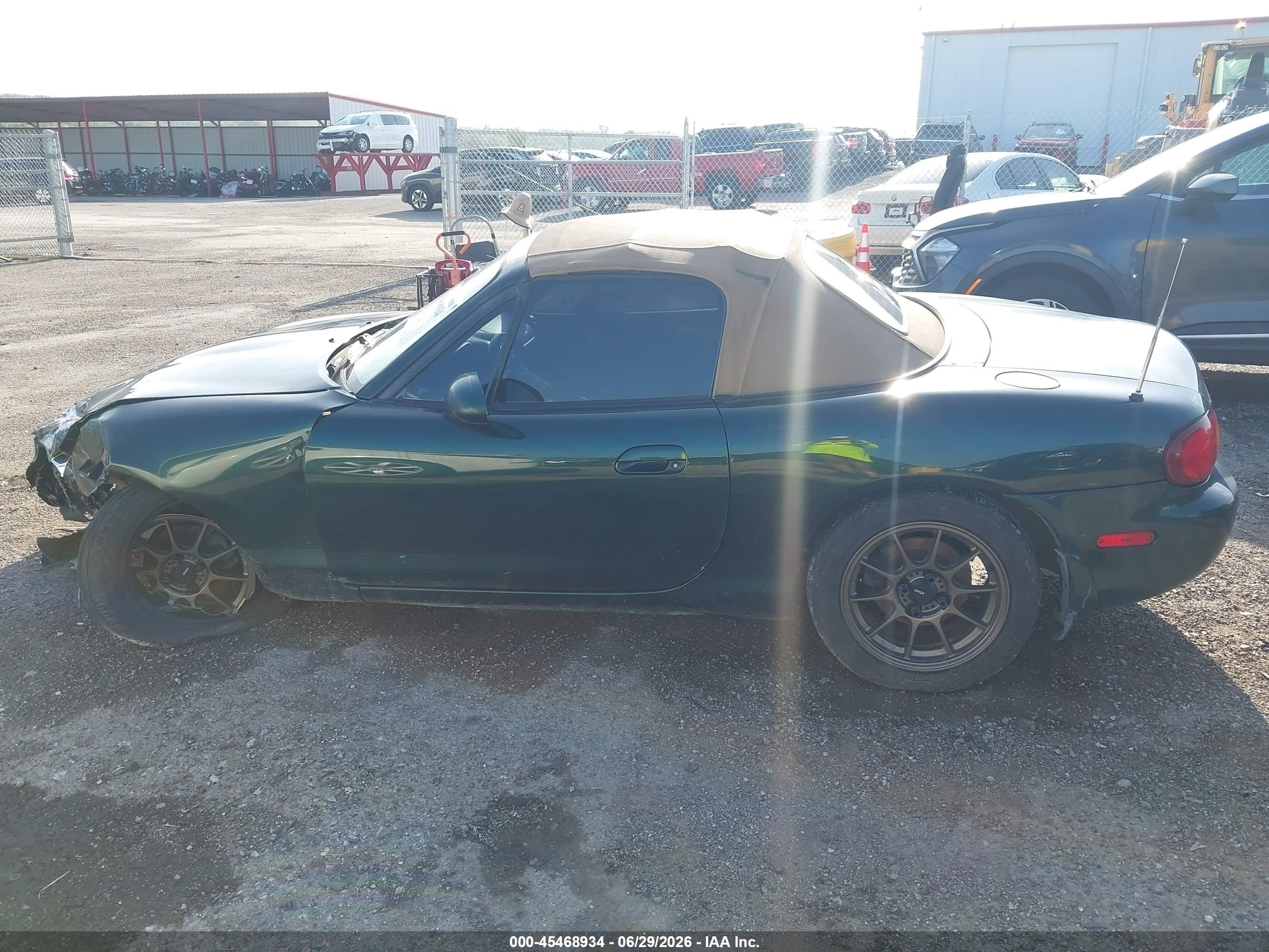 1999 Mazda Mx-5 Miata Leather Pkg/popular Equipment Pkg/sports Pkg/touring Pkg Green vin: JM1NB3533X0117523