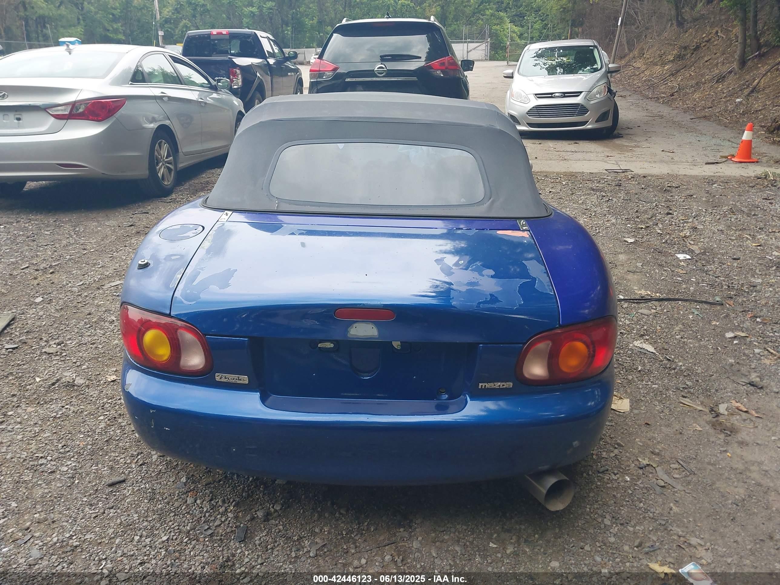 1999 Mazda Mx-5 Miata Leather Pkg/popular Equipment Pkg/sports Pkg/touring Pkg Синий vin: JM1NB3533X0127534
