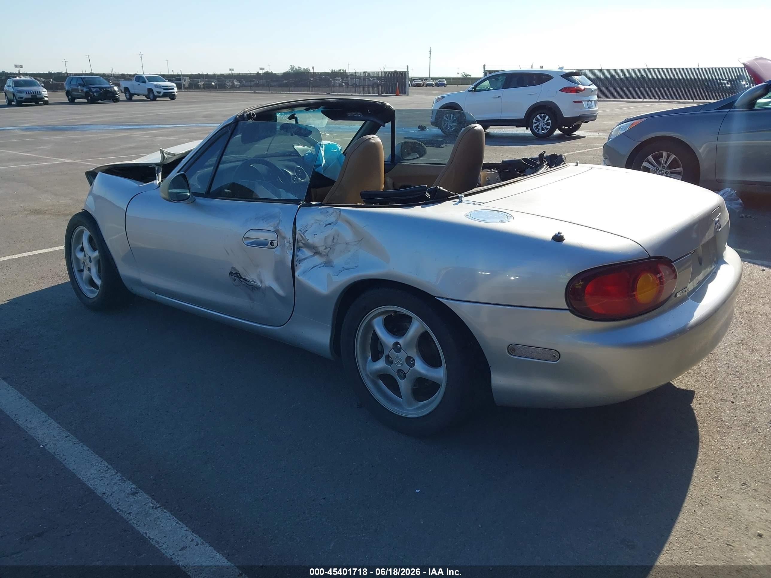 1999 Mazda Mx-5 Miata Leather Pkg/popular Equipment Pkg/sports Pkg/touring Pkg Серебряный vin: JM1NB3533X0131650