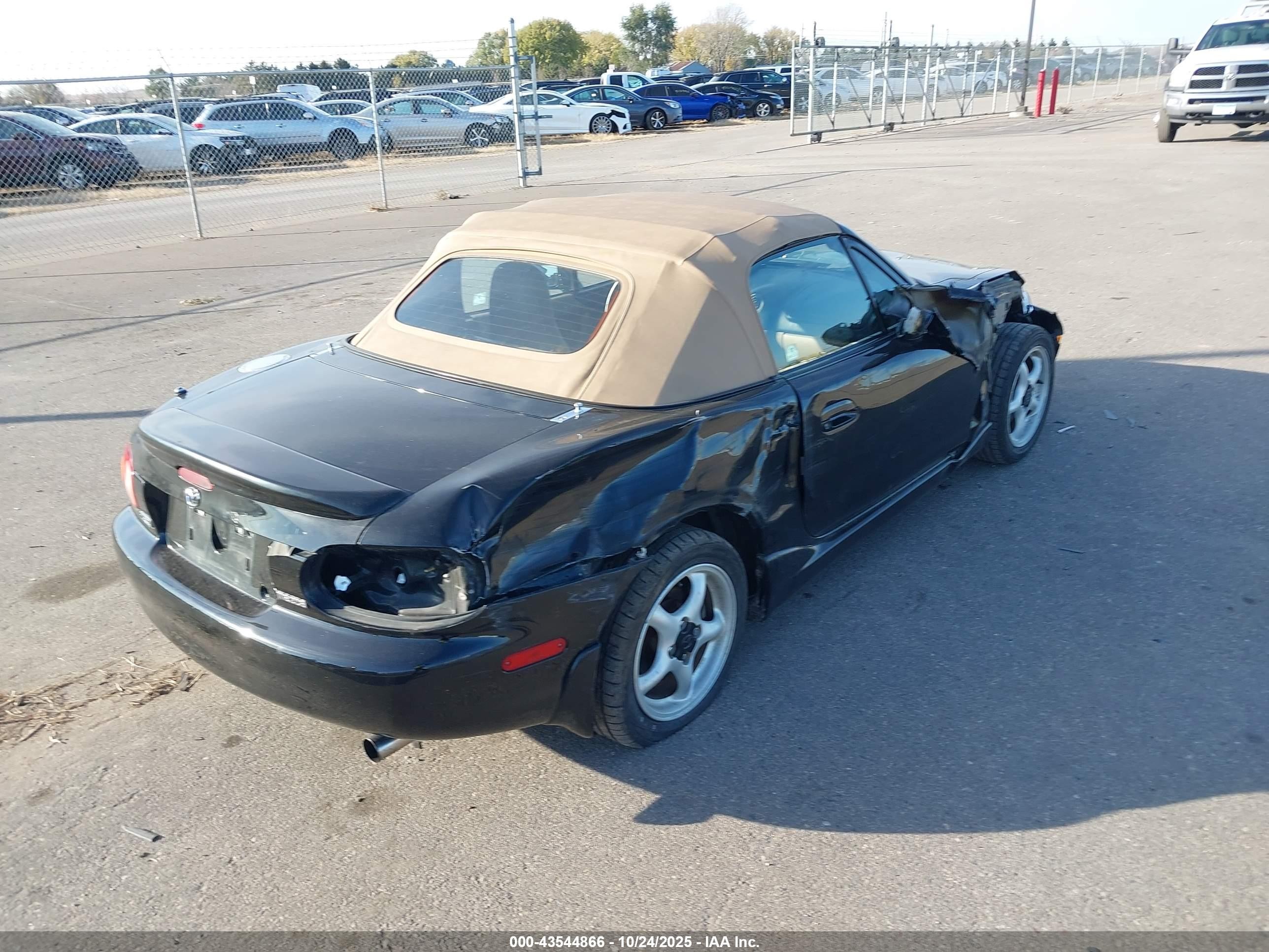 1999 Mazda Mx-5 Miata Leather Pkg/popular Equipment Pkg/sports Pkg/touring Pkg Black vin: JM1NB3533X0131941