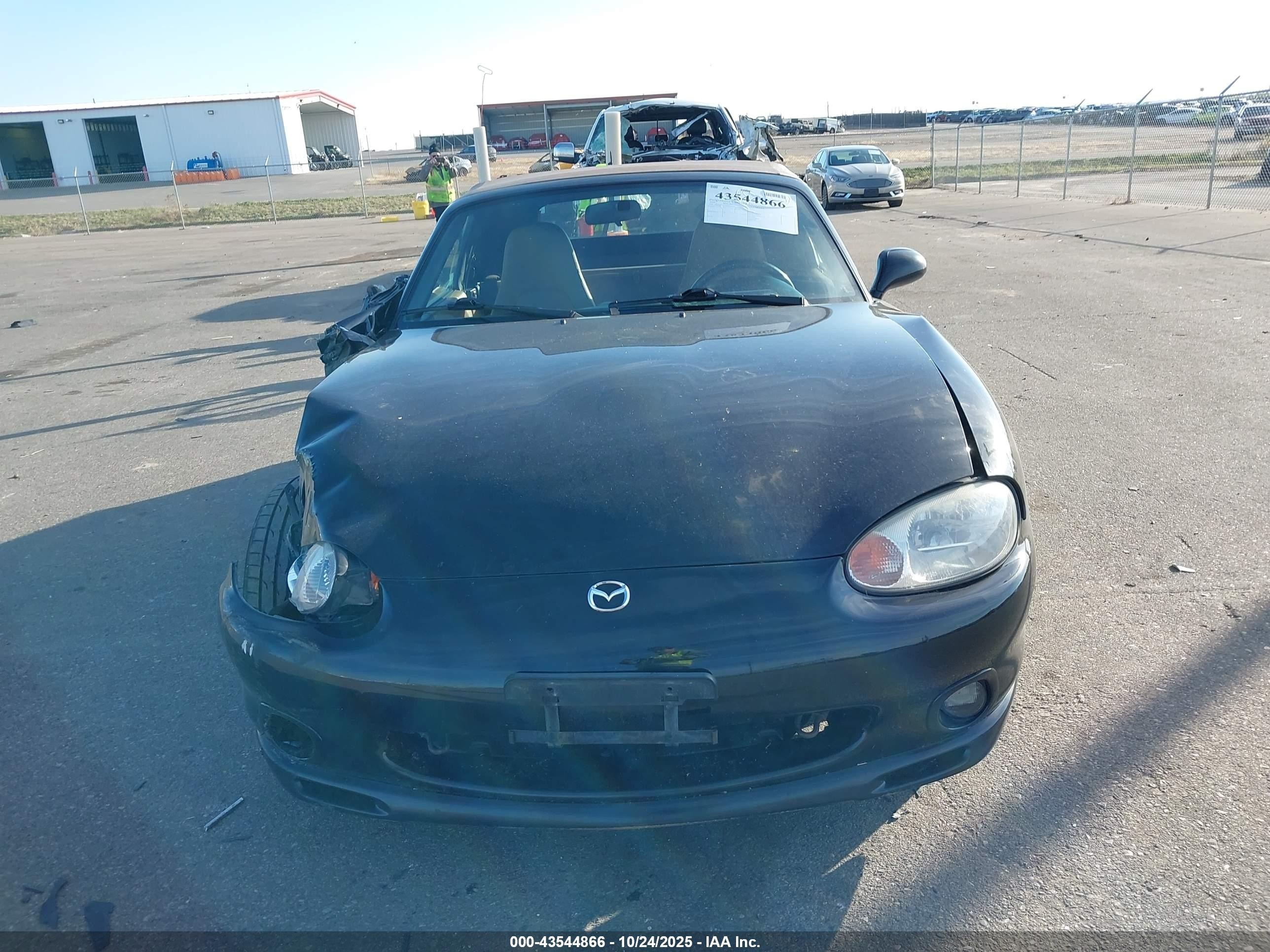 1999 Mazda Mx-5 Miata Leather Pkg/popular Equipment Pkg/sports Pkg/touring Pkg Black vin: JM1NB3533X0131941