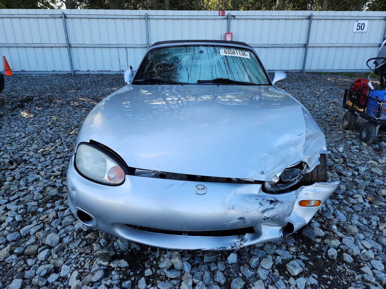 2000 Mazda Mx-5 Miata Base Silver vin: JM1NB3533Y0152578
