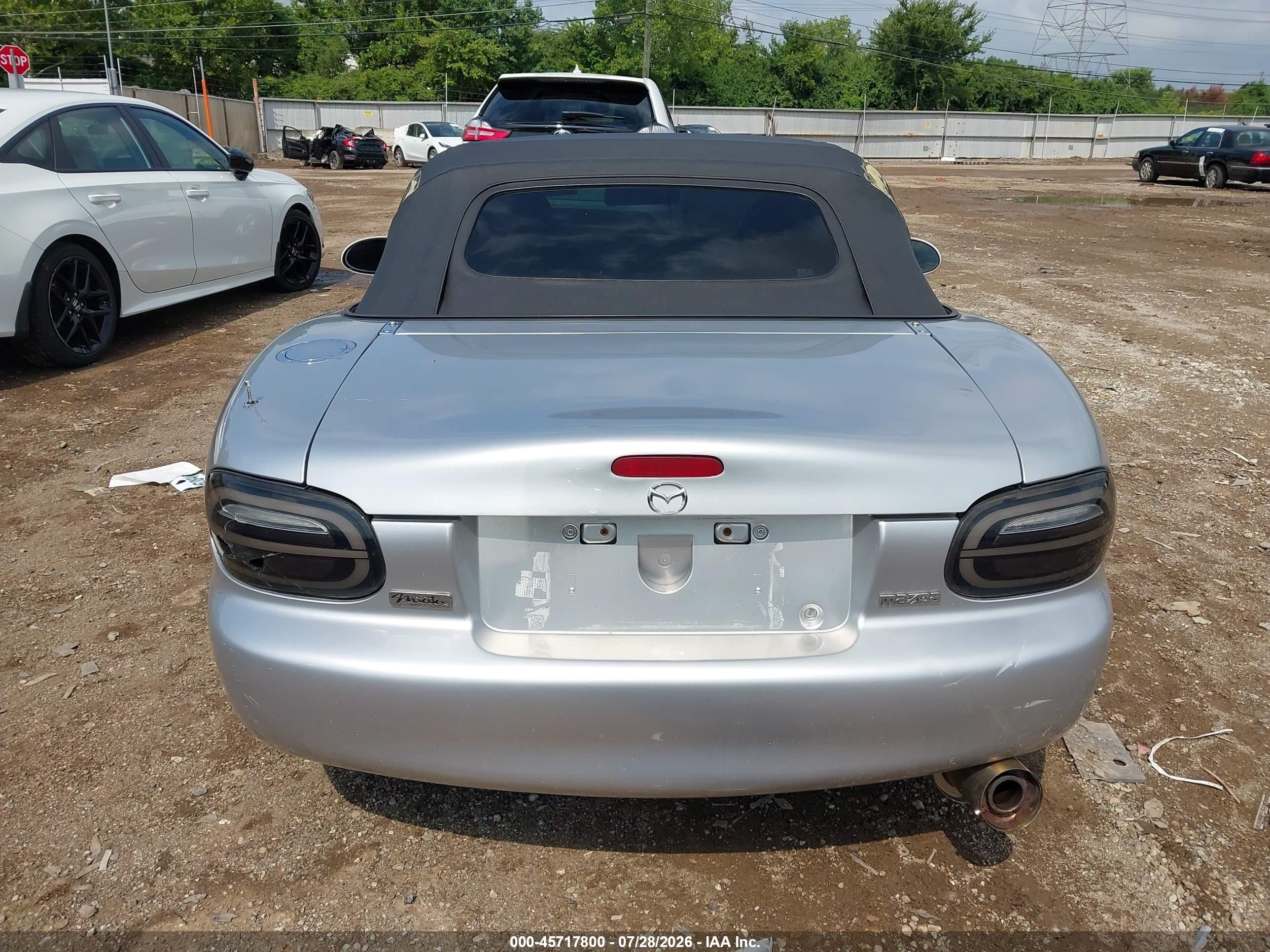 2004 Mazda Mx-5 Miata Ls Silver vin: JM1NB353440403294