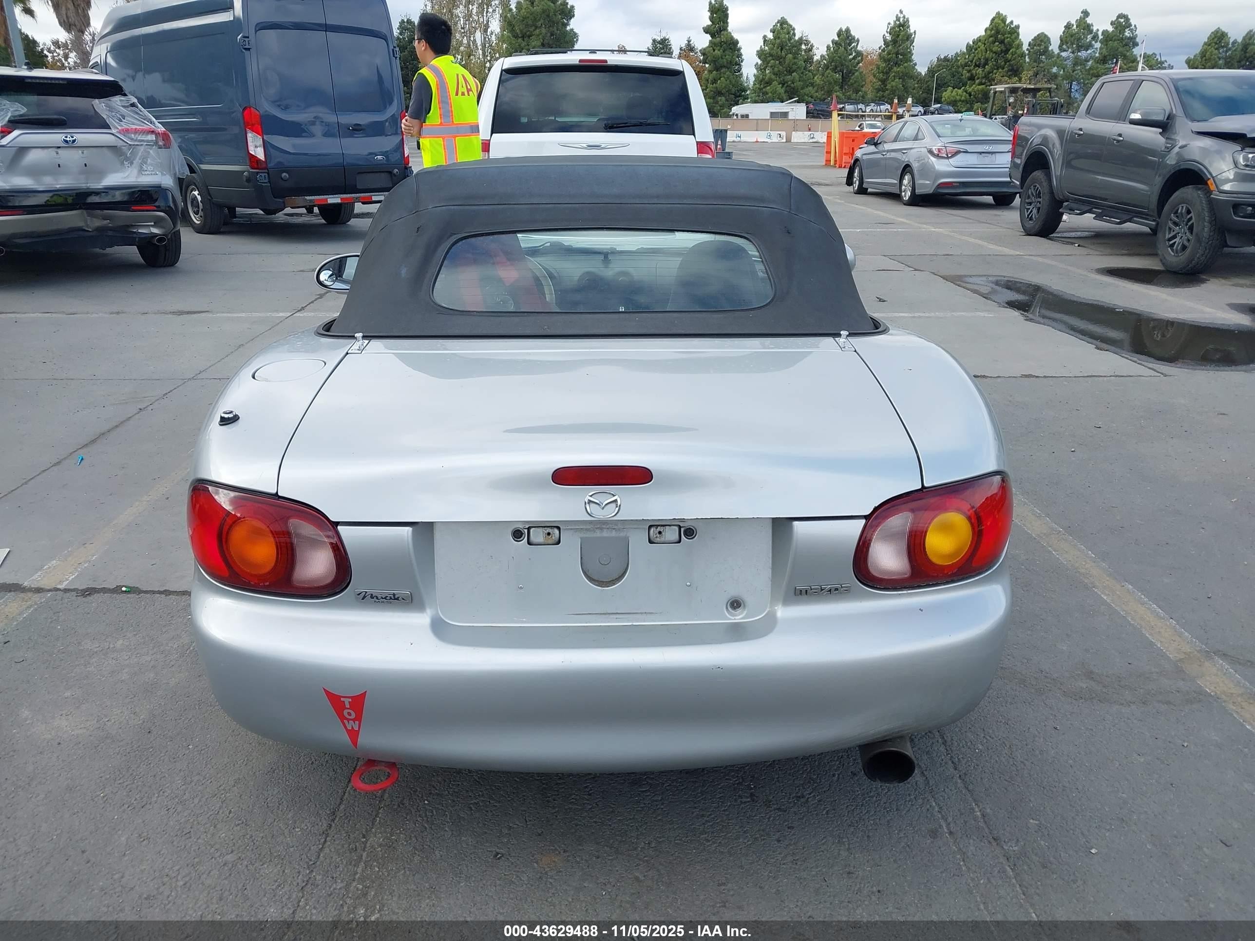1999 Mazda Mx-5 Miata Leather Pkg/popular Equipment Pkg/sports Pkg/touring Pkg Silver vin: JM1NB3534X0131320