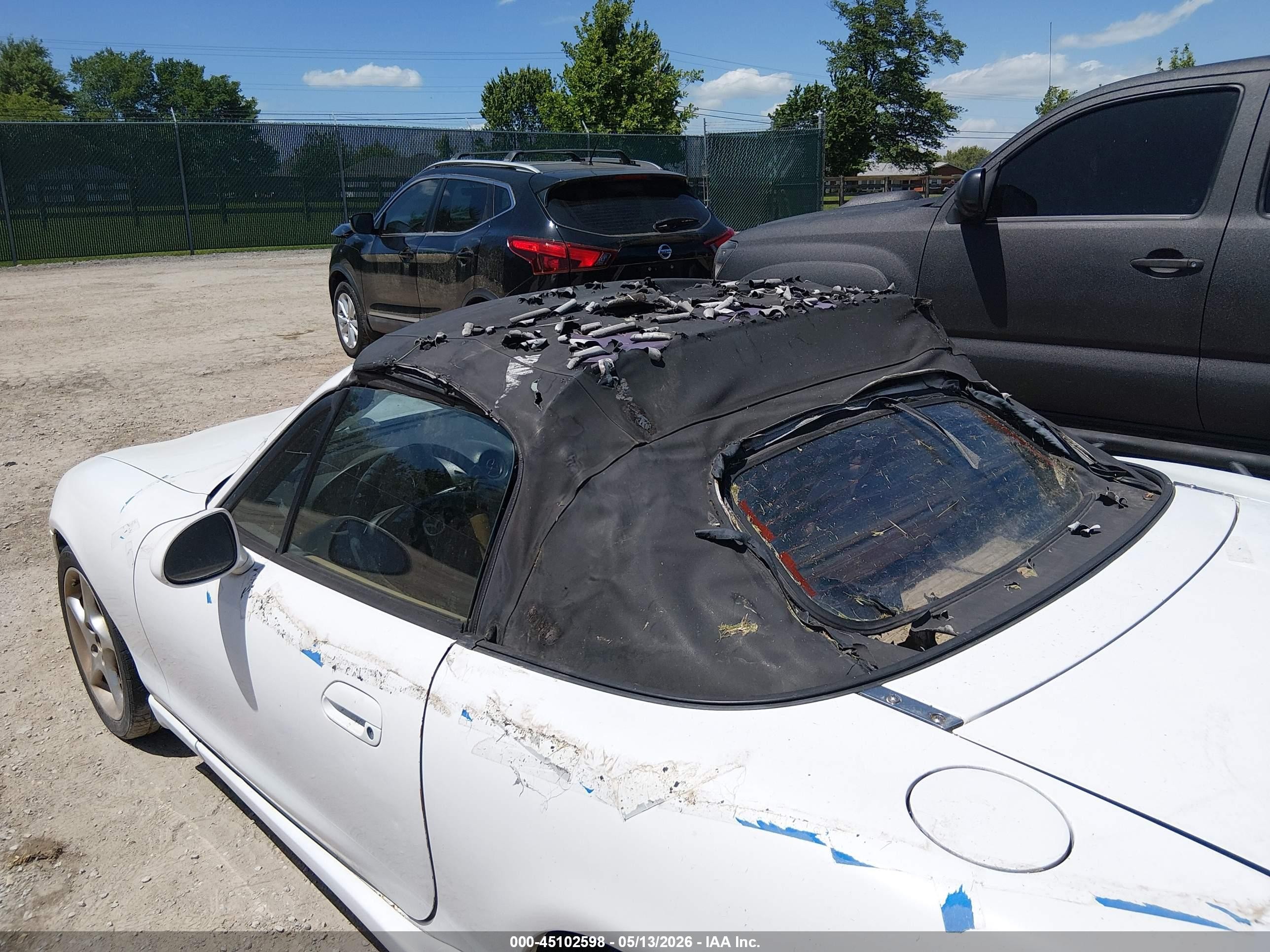 2001 Mazda Mx-5 Miata Ls/special Edition White vin: JM1NB353510207683