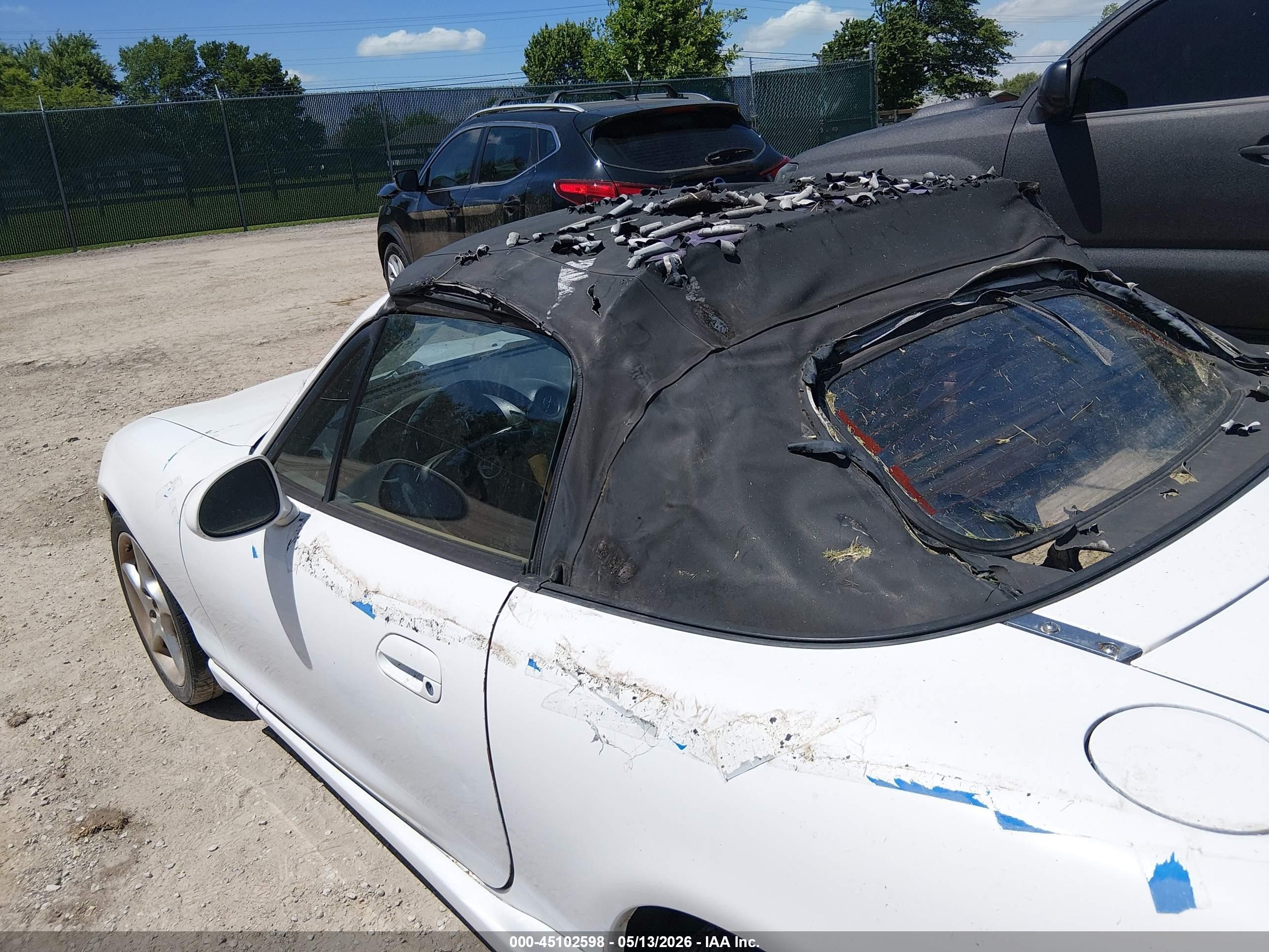 2001 Mazda Mx-5 Miata Ls/special Edition White vin: JM1NB353510207683