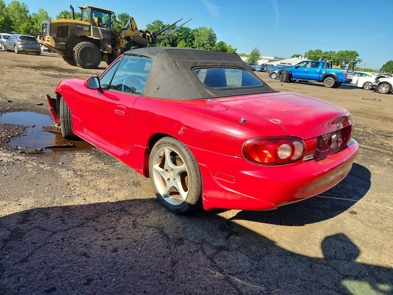 2003 Mazda Mx-5 Miata Base Red vin: JM1NB353530311397