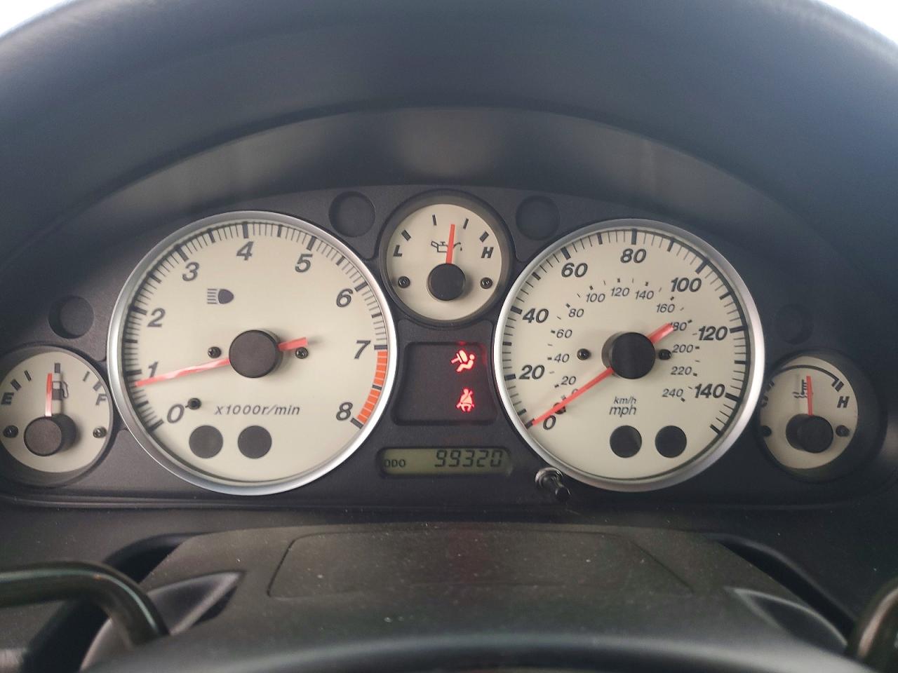 2005 Mazda Mx-5 Miata Base Silver vin: JM1NB353550411616