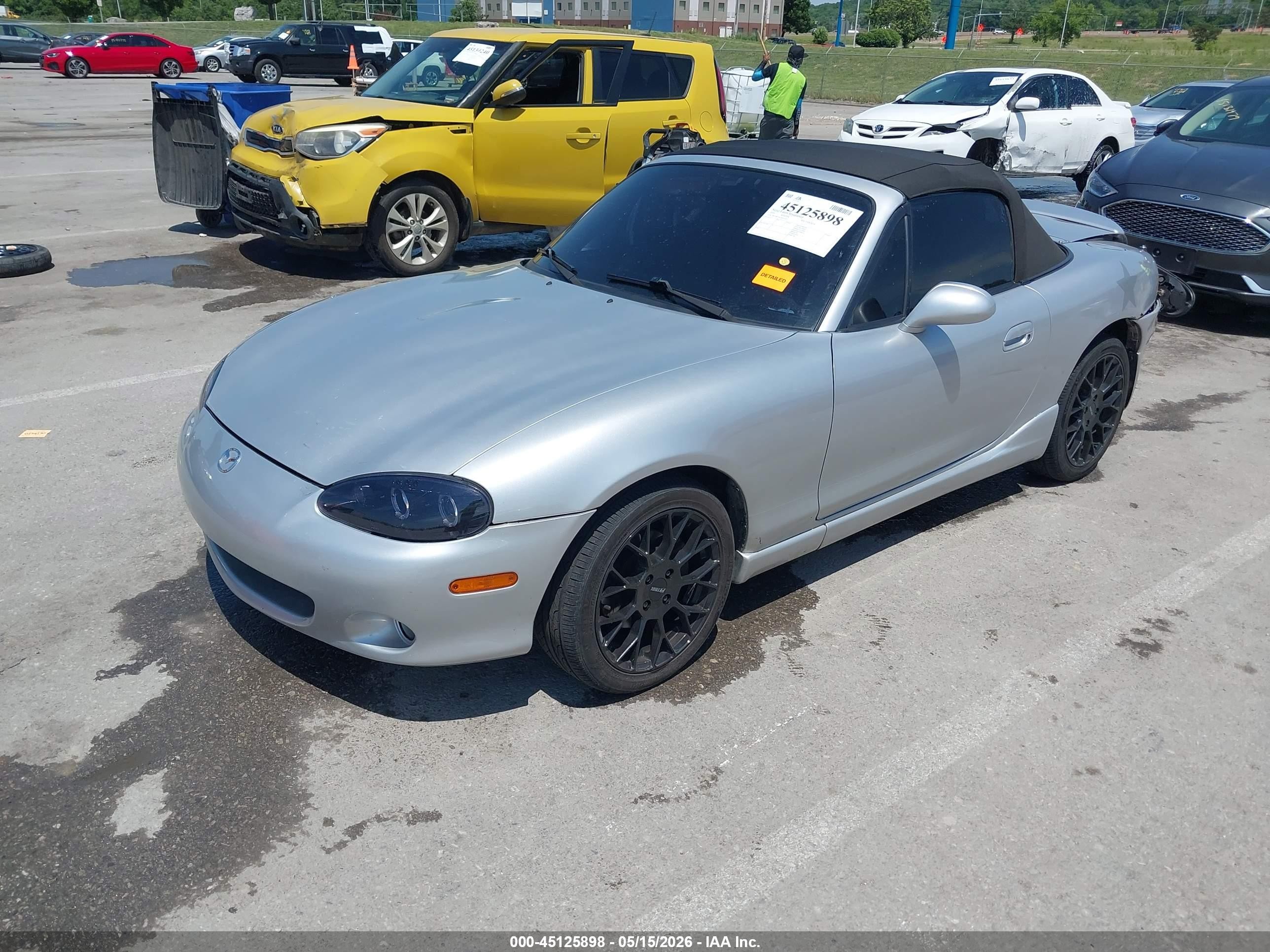 2005 Mazda Mx-5 Miata Ls Silver vin: JM1NB353550413527