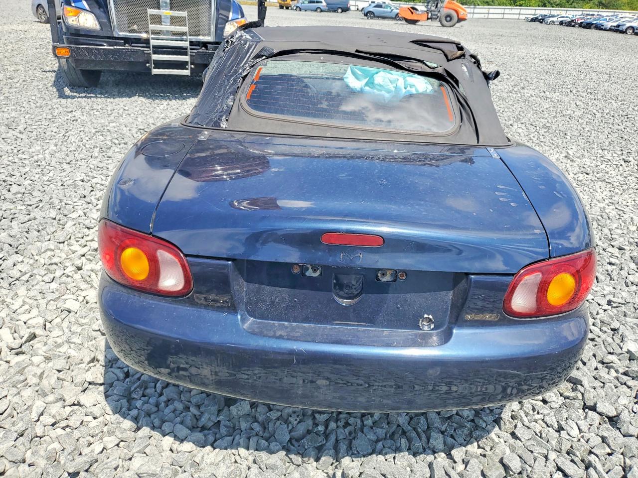 1999 Mazda Mx-5 Miata Blue vin: JM1NB3535X0117569