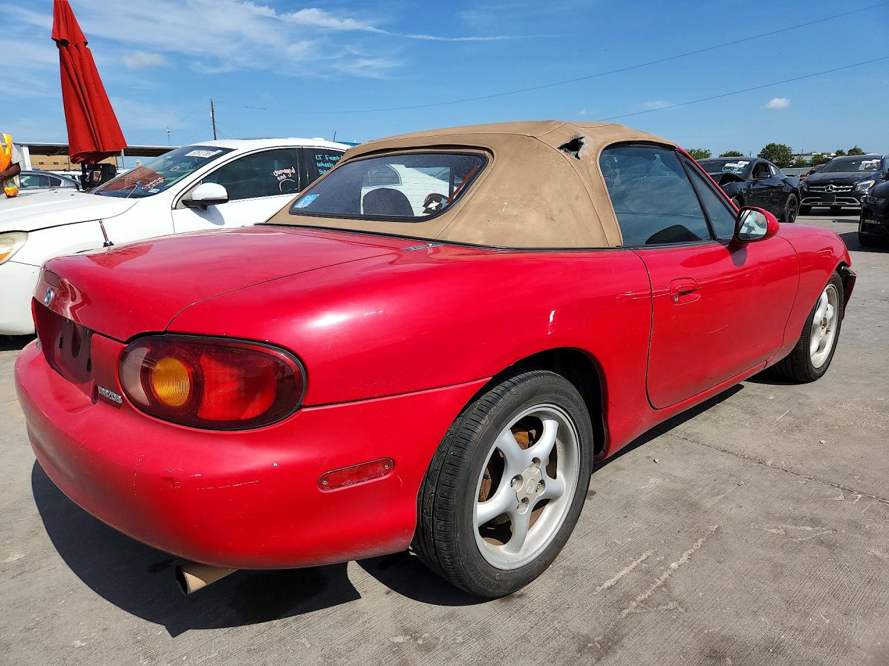 1999 Mazda Mx-5 Miata Red vin: JM1NB3535X0120276