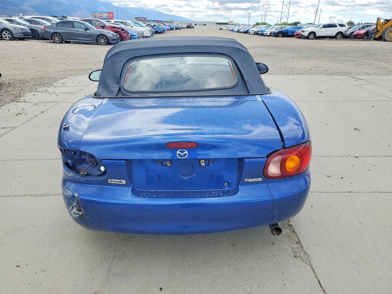 1999 Mazda Mx-5 Miata Blue vin: JM1NB3535X0131049