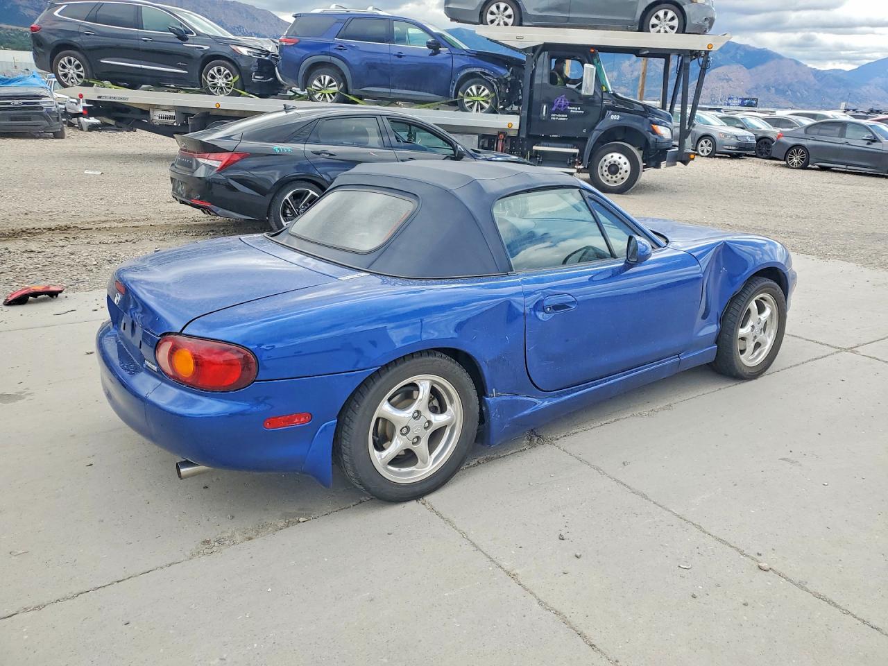 1999 Mazda Mx-5 Miata Blue vin: JM1NB3535X0131049