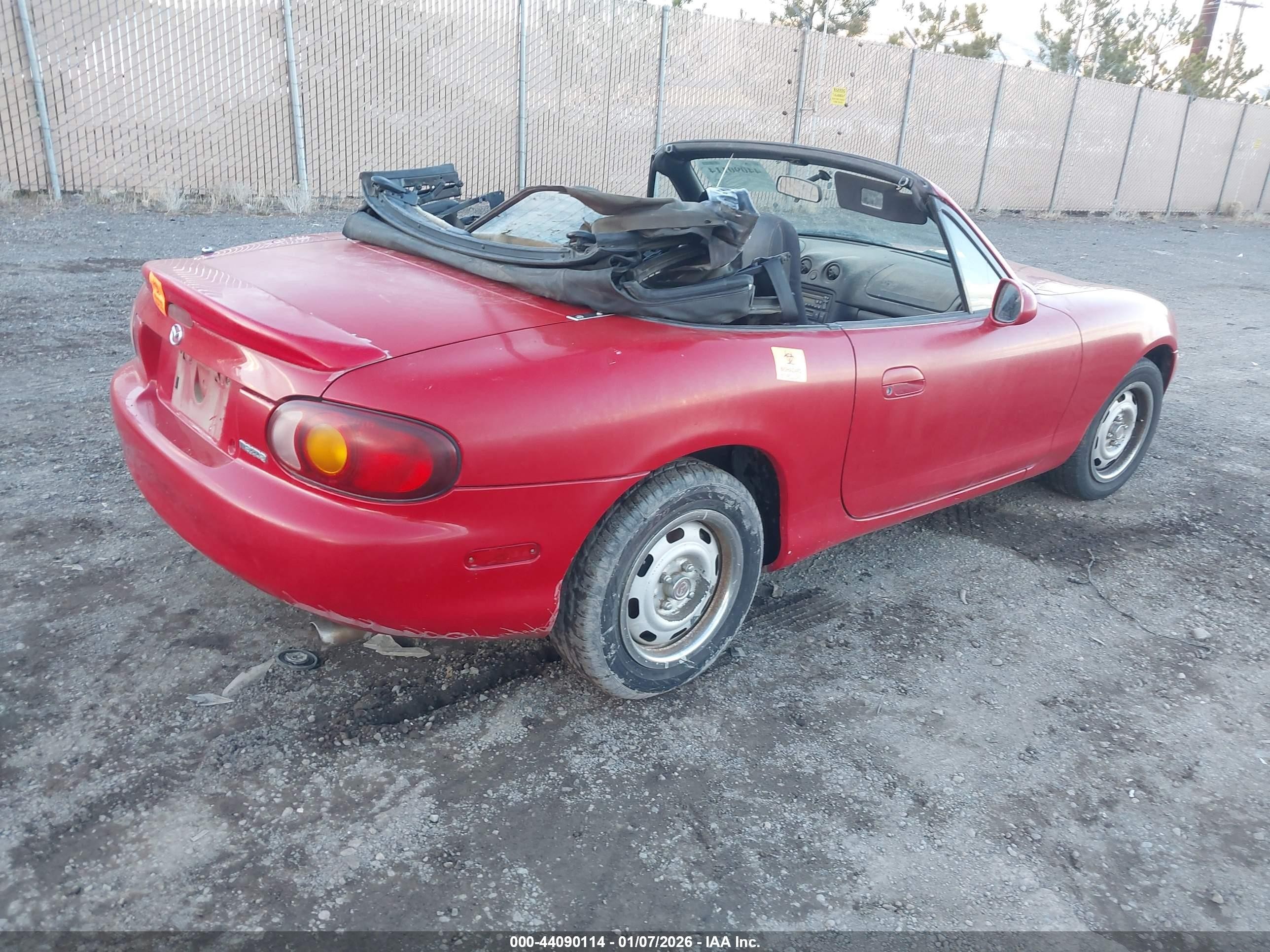1999 Mazda Mx-5 Miata Leather Pkg/popular Equipment Pkg/sports Pkg/touring Pkg Red vin: JM1NB3536X0137488