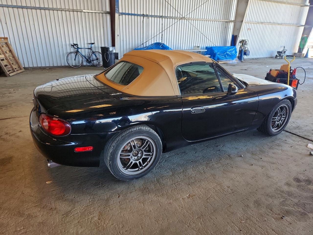 2001 Mazda Mx-5 Miata Base Black vin: JM1NB353710211945