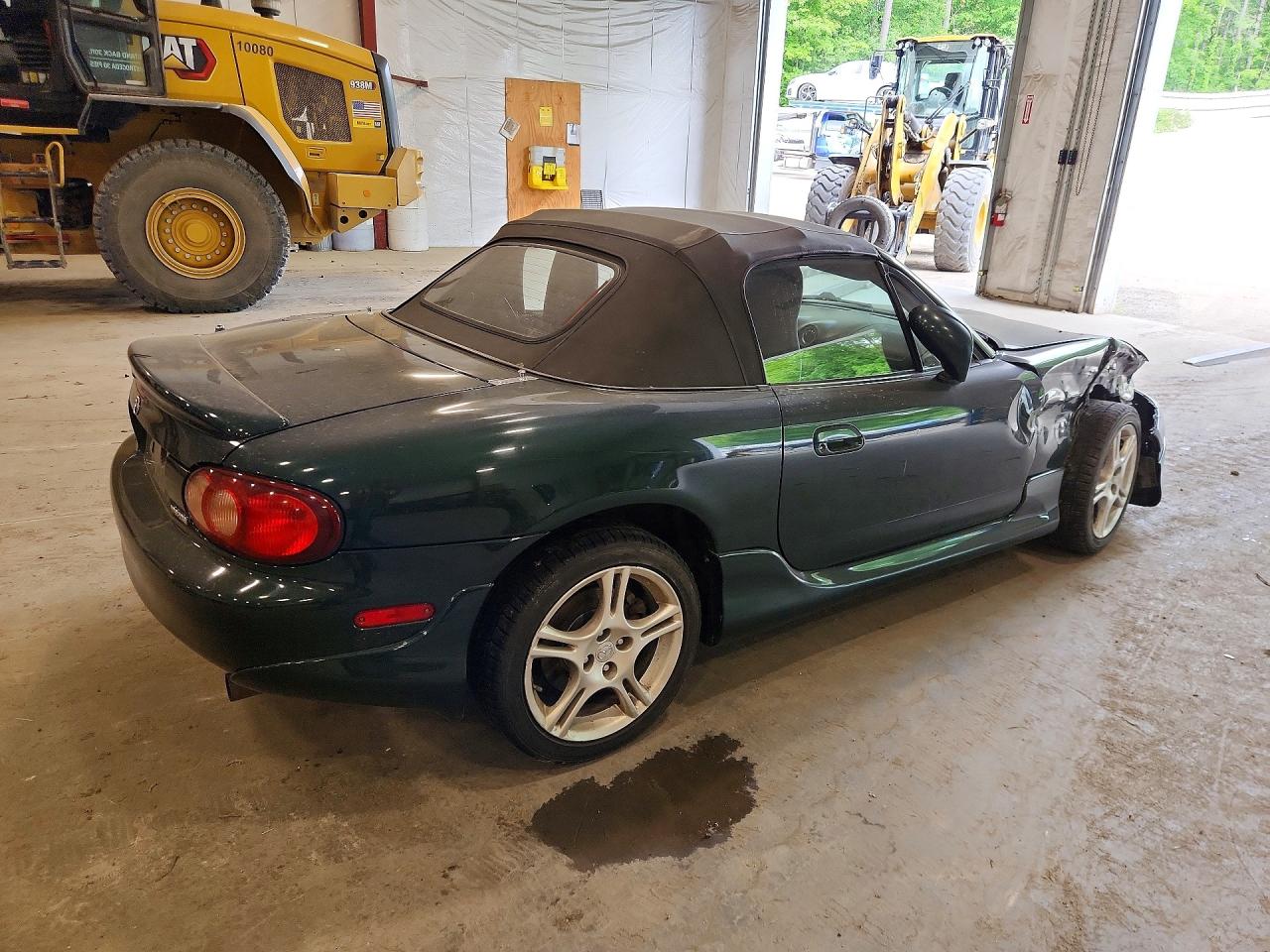2004 Mazda Mx-5 Miata Base Green vin: JM1NB353740404052