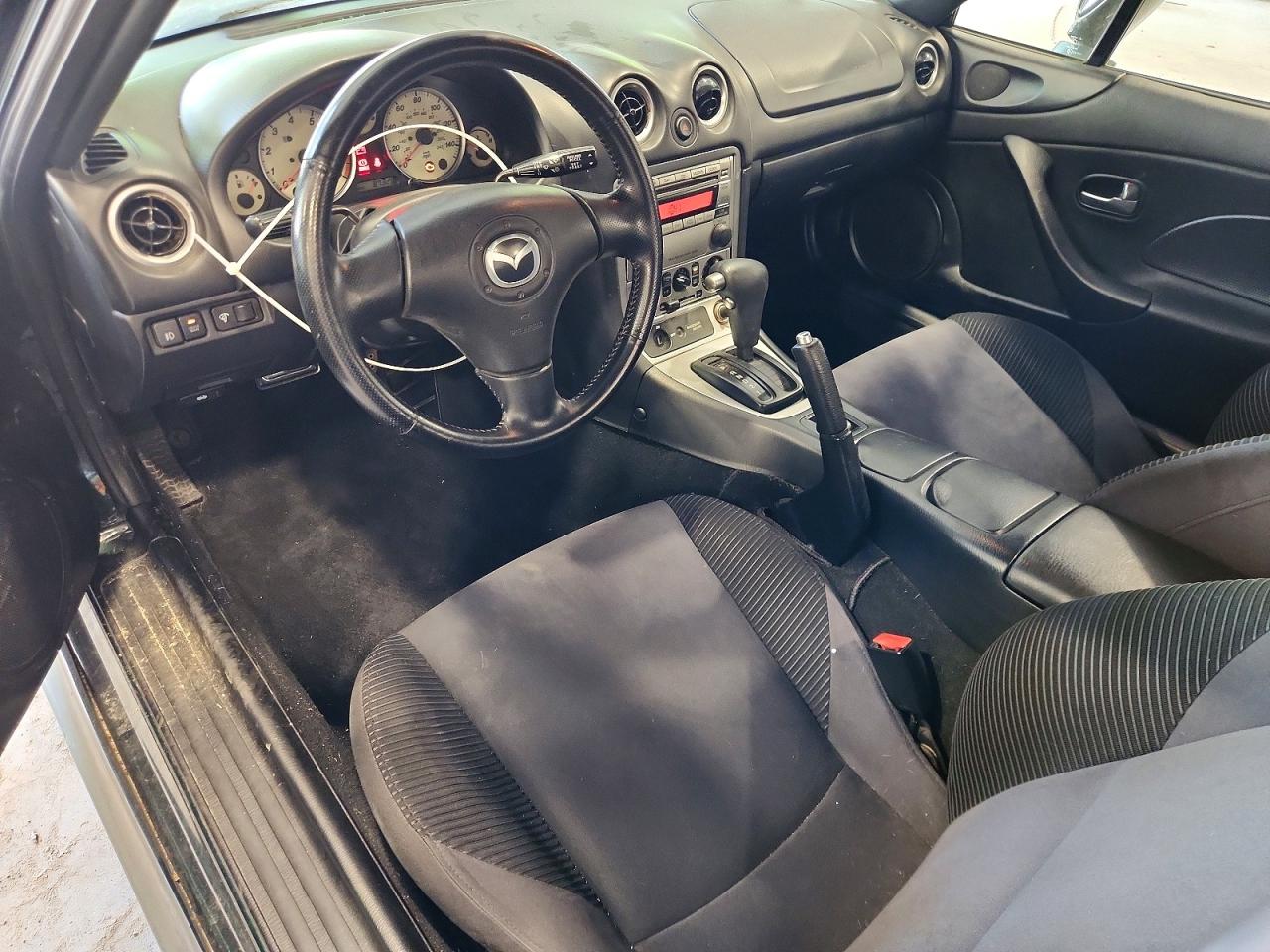 2004 Mazda Mx-5 Miata Base Green vin: JM1NB353740404052