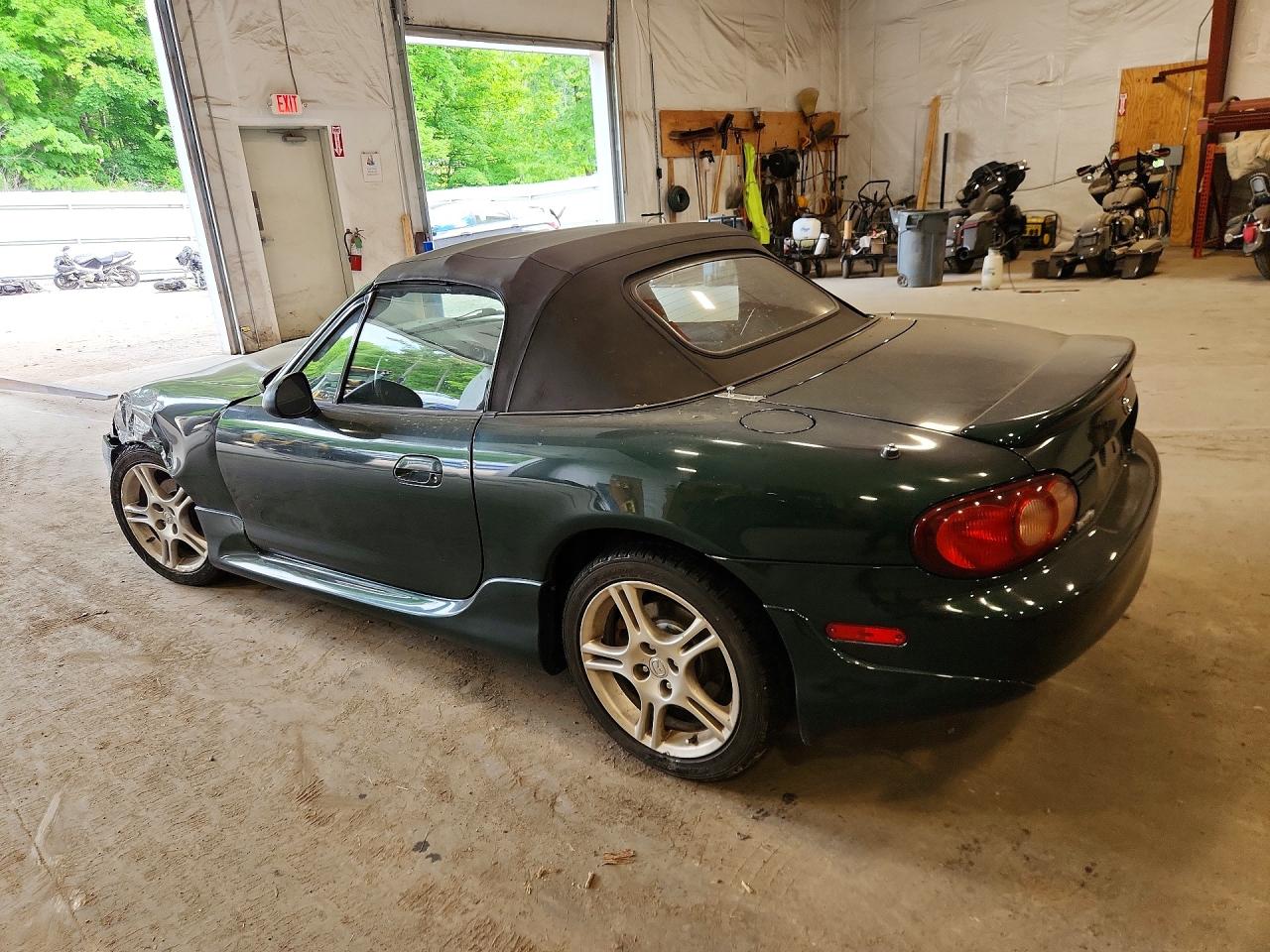 2004 Mazda Mx-5 Miata Base Green vin: JM1NB353740404052