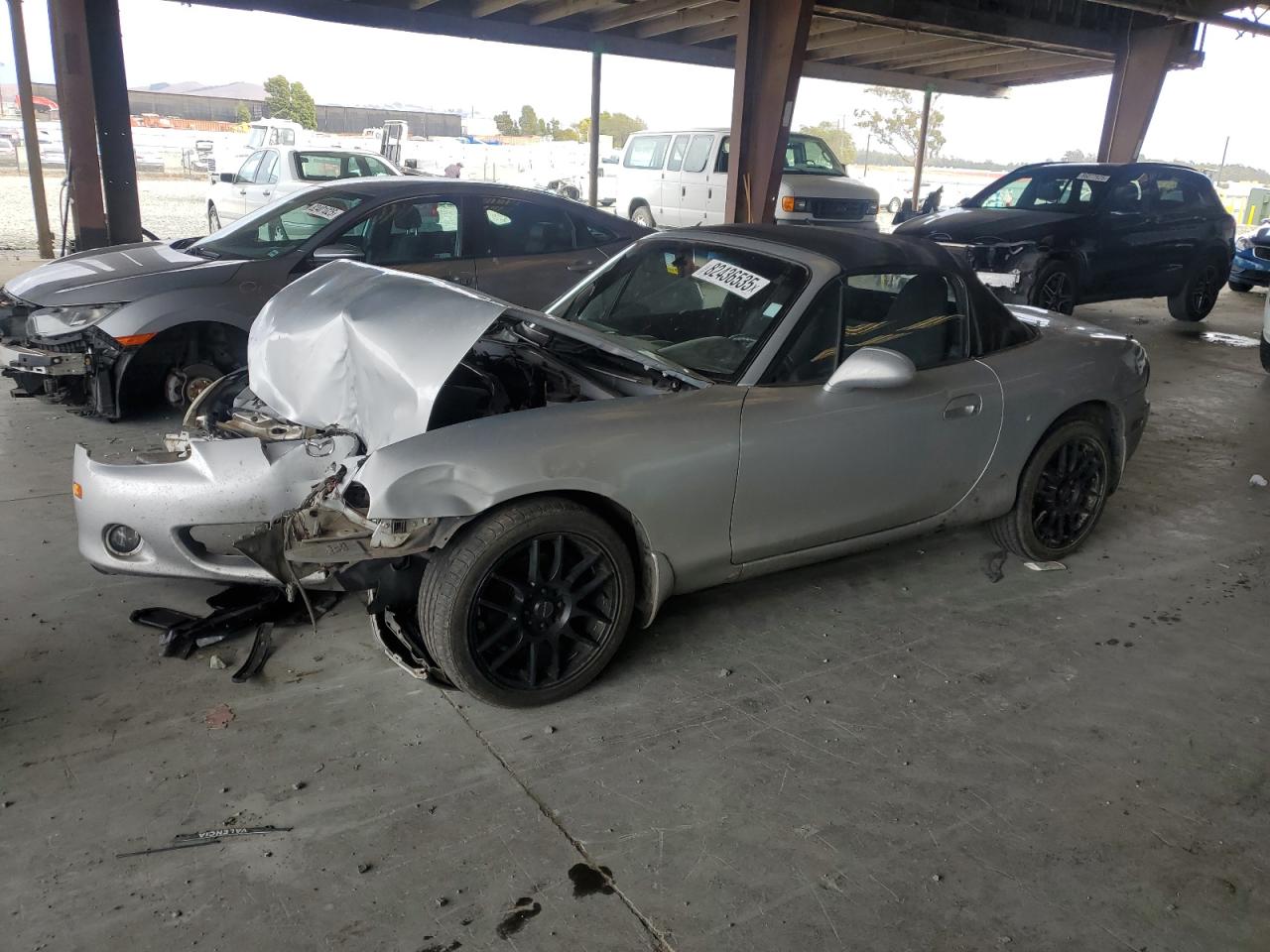 2005 Mazda Mx-5 Miata Base Silver vin: JM1NB353750413044