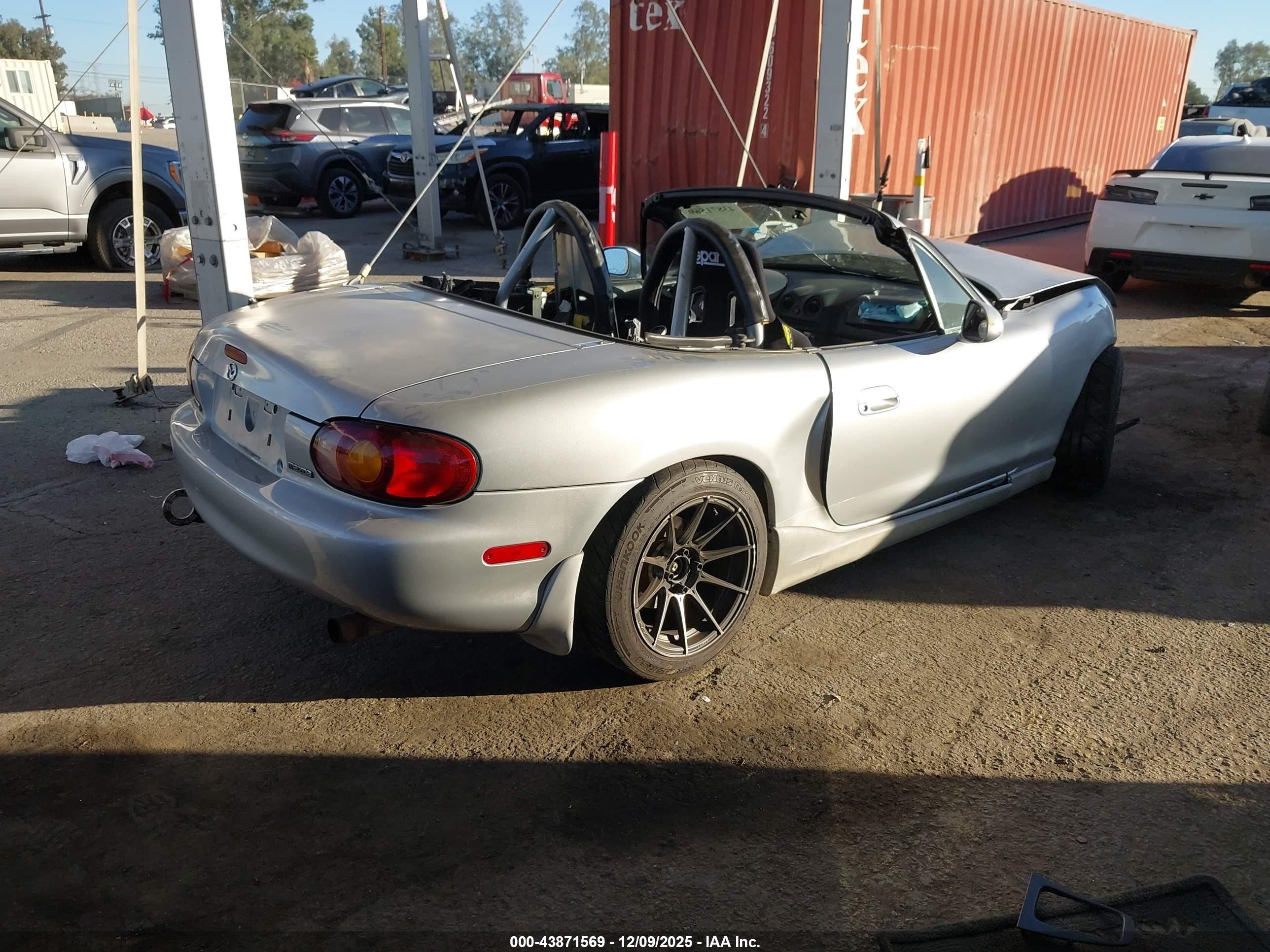 1999 Mazda Mx-5 Miata Leather Pkg/popular Equipment Pkg/sports Pkg/touring Pkg Silver vin: JM1NB3537X0110462