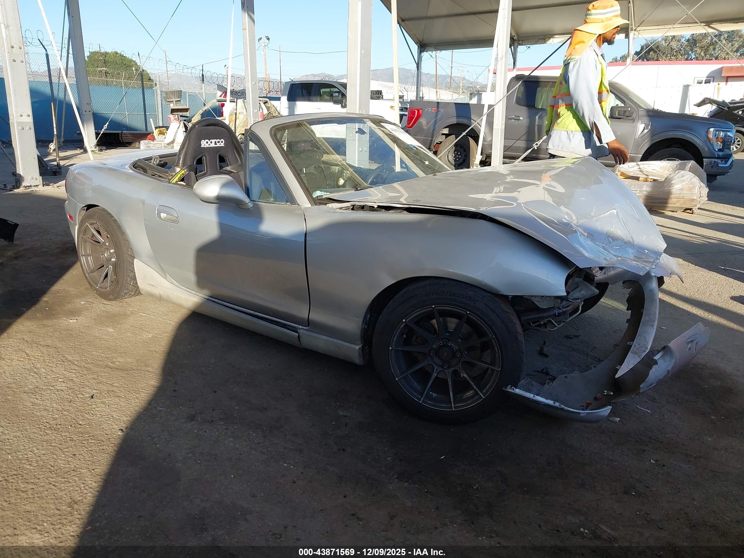1999 Mazda Mx-5 Miata Leather Pkg/popular Equipment Pkg/sports Pkg/touring Pkg Серебряный vin: JM1NB3537X0110462