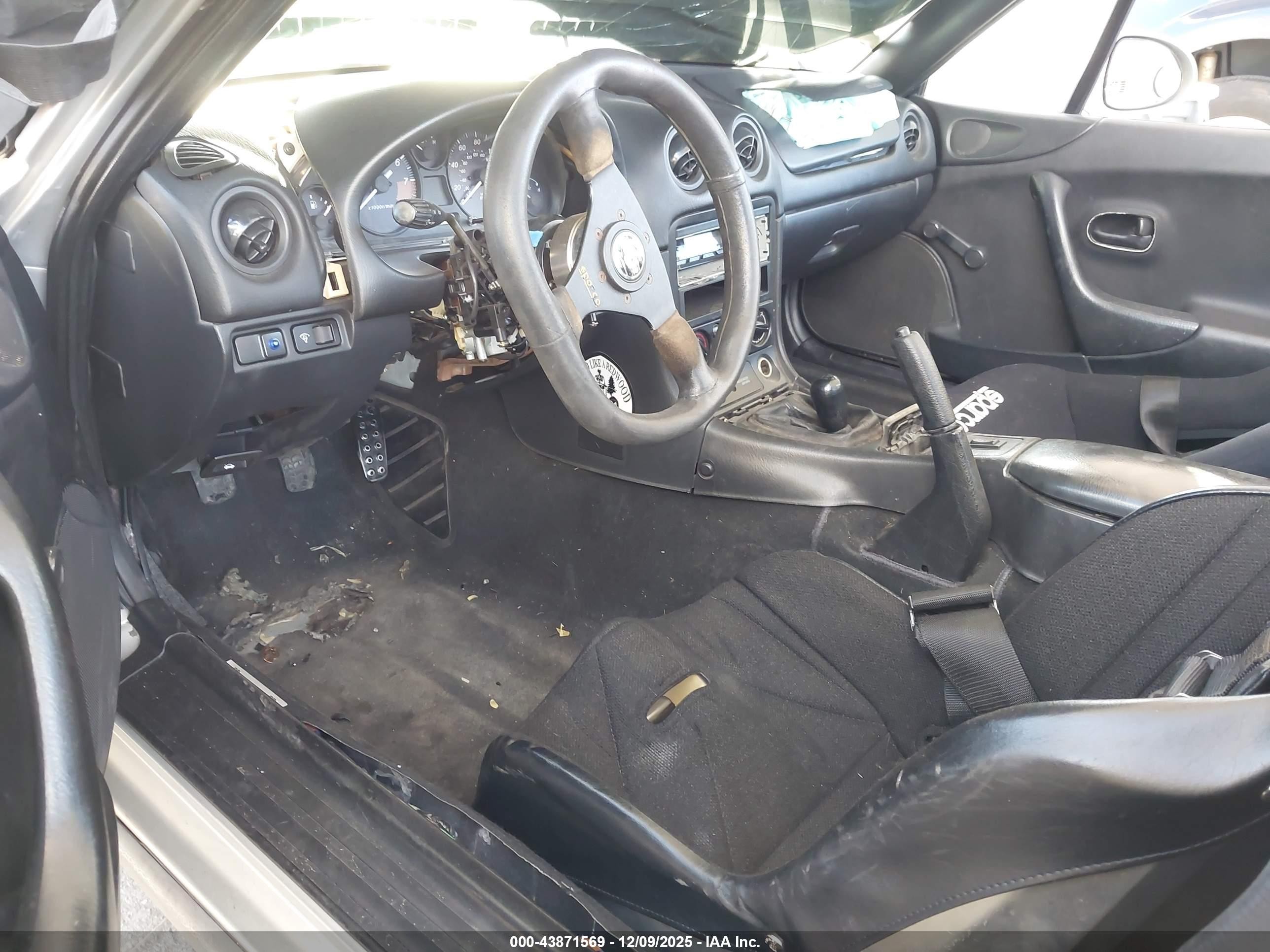1999 Mazda Mx-5 Miata Leather Pkg/popular Equipment Pkg/sports Pkg/touring Pkg Silver vin: JM1NB3537X0110462