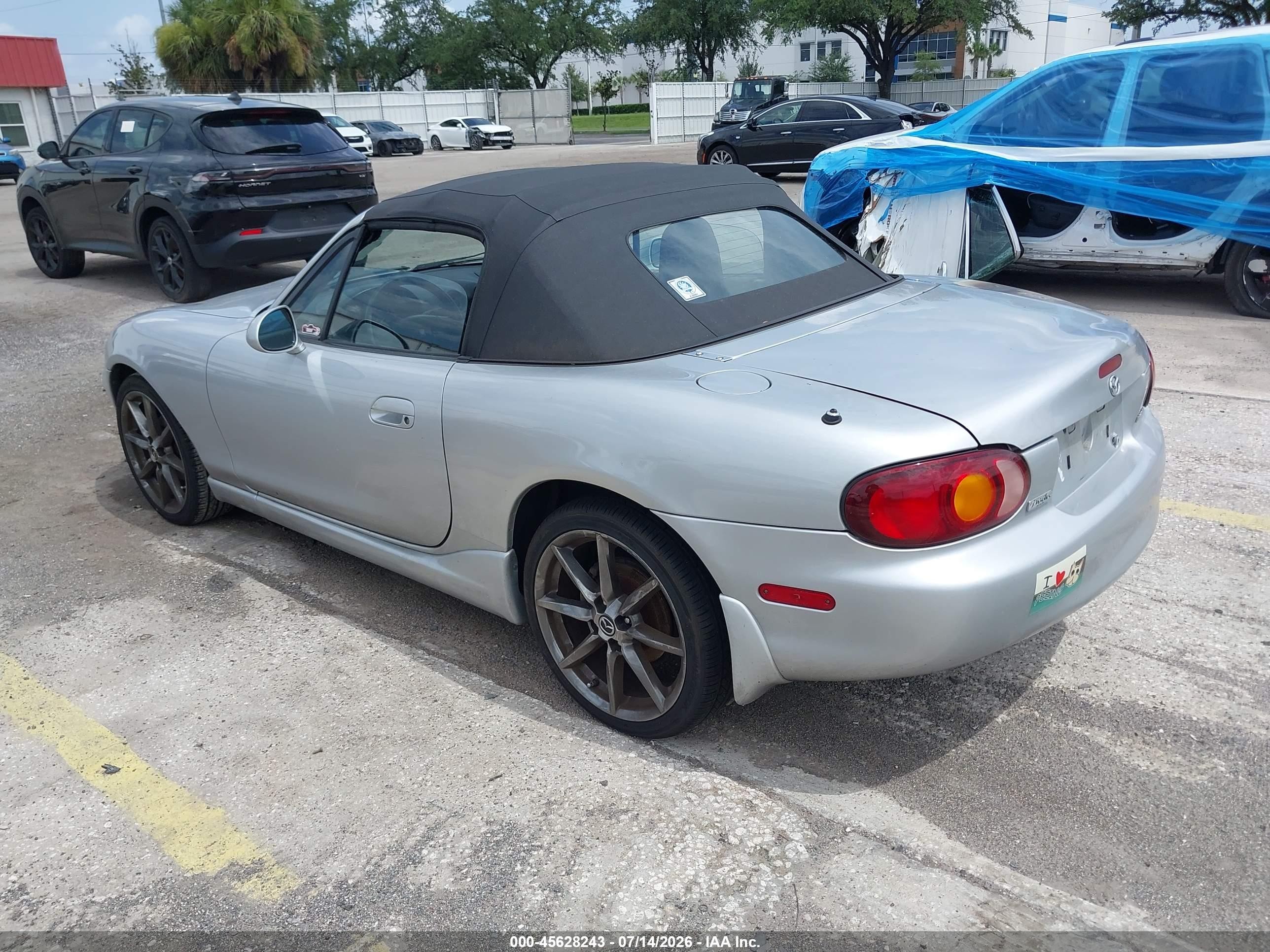 2000 Mazda Mx-5 Miata Ls/special Edition Silver vin: JM1NB3537Y0142930