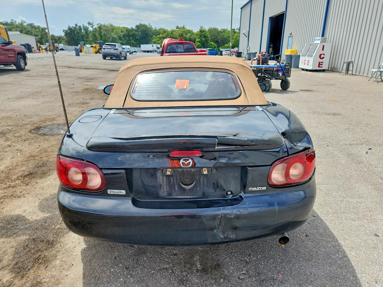 2001 Mazda Mx-5 Miata Base Black vin: JM1NB353810214157
