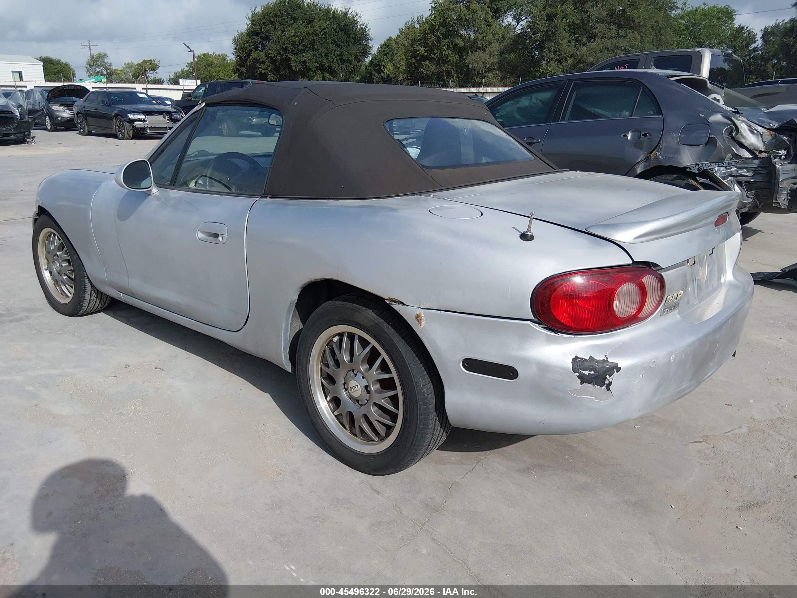 2004 Mazda Mx-5 Miata Ls Silver vin: JM1NB353840401130