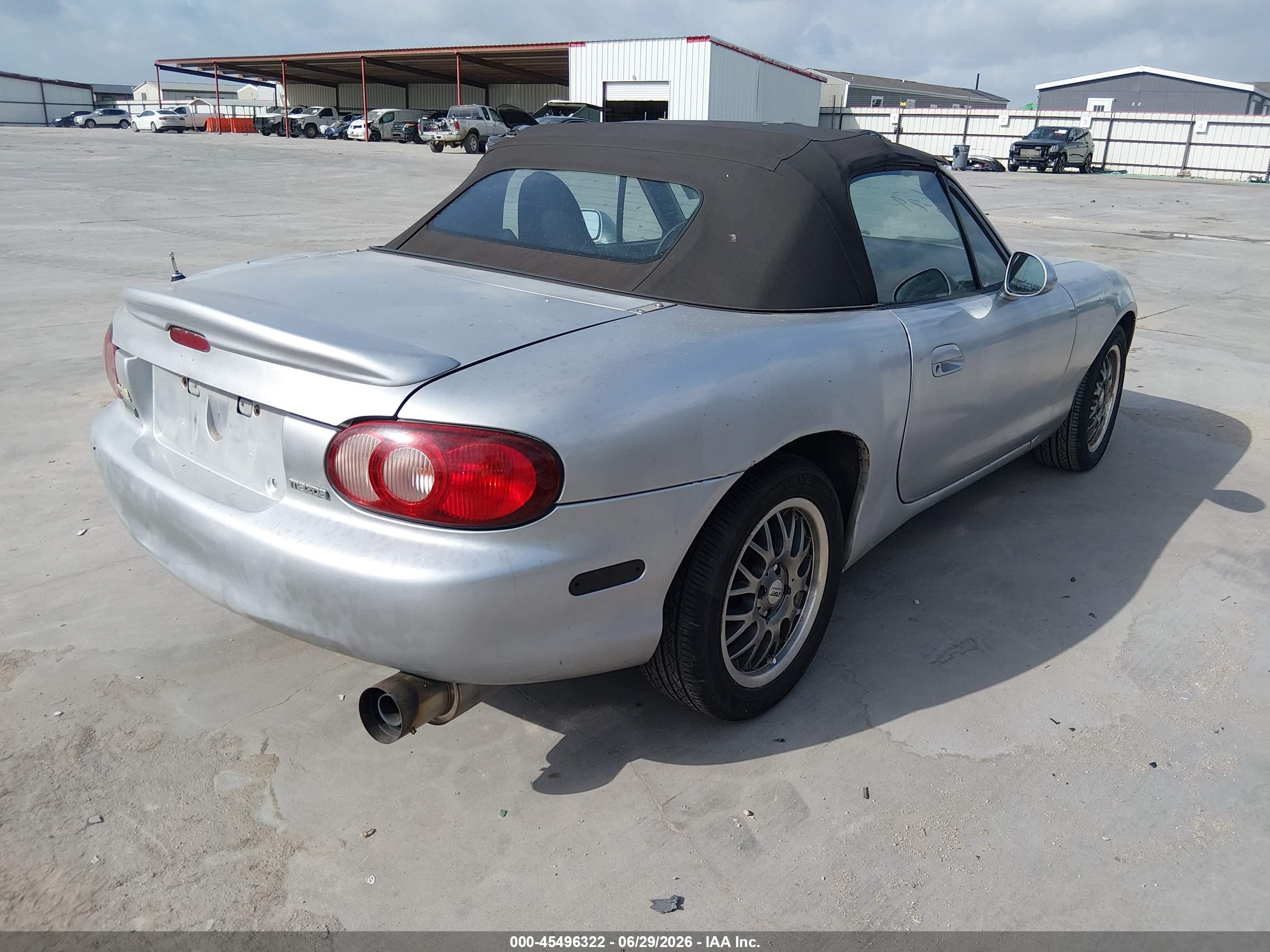 2004 Mazda Mx-5 Miata Ls Silver vin: JM1NB353840401130