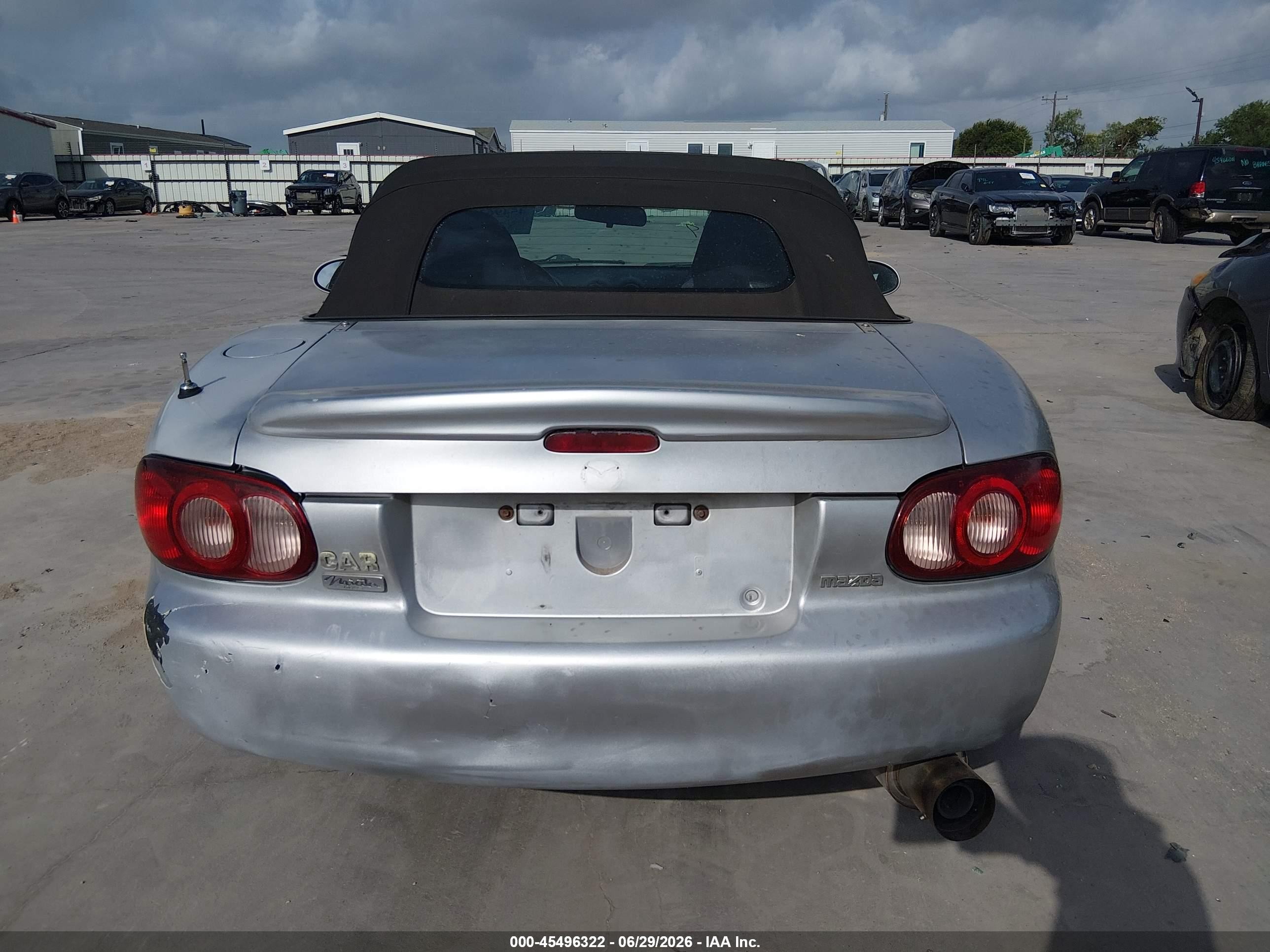 2004 Mazda Mx-5 Miata Ls Silver vin: JM1NB353840401130