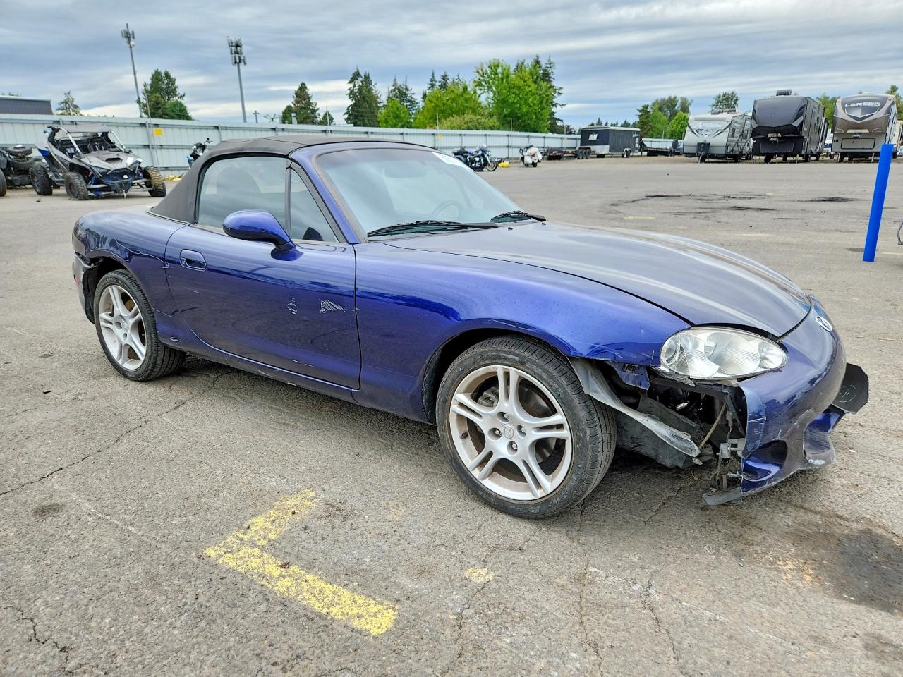 2004 Mazda Mx-5 Miata Base Blue vin: JM1NB353840410104