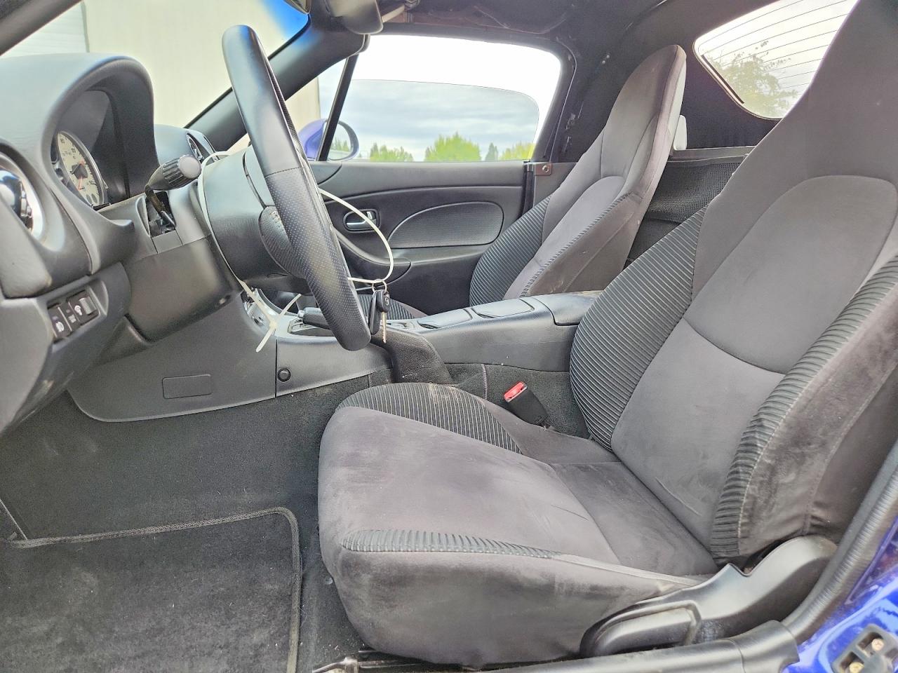 2004 Mazda Mx-5 Miata Base Blue vin: JM1NB353840410104