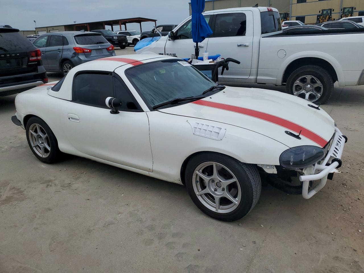 1999 Mazda Mx-5 Miata White vin: JM1NB3538X0100989