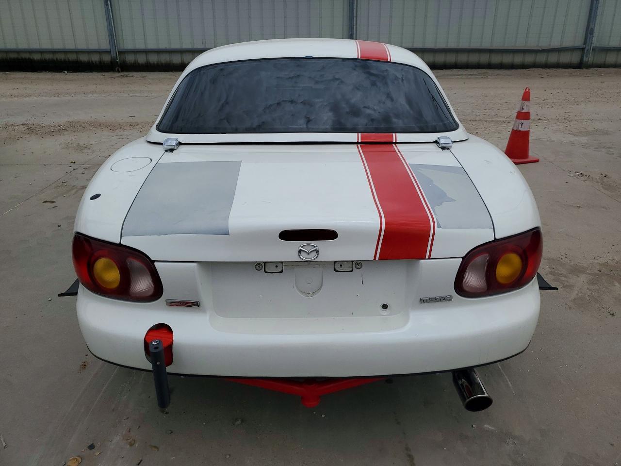 1999 Mazda Mx-5 Miata White vin: JM1NB3538X0100989