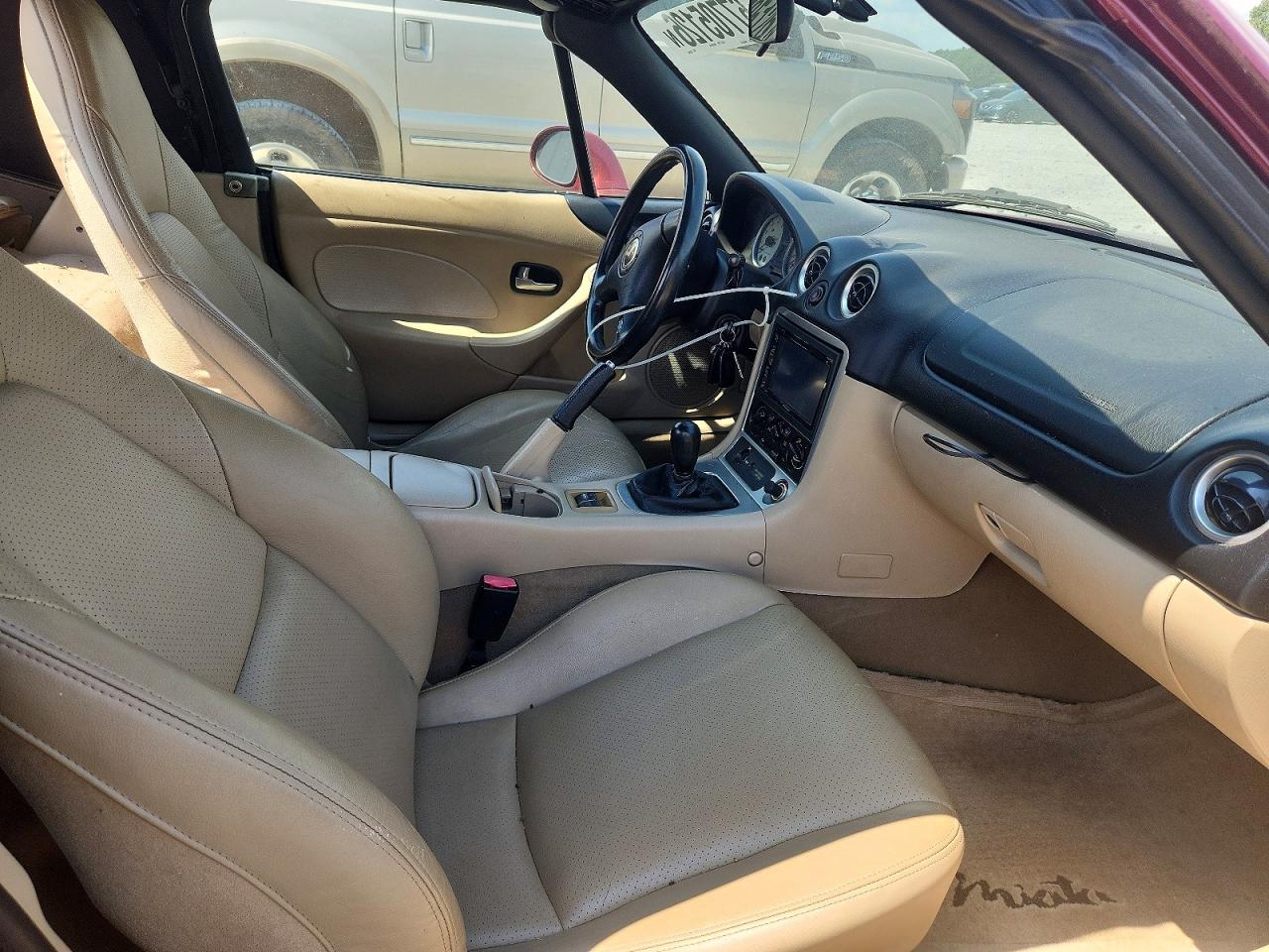 2003 Mazda Mx-5 Miata Base Maroon vin: JM1NB353930303660