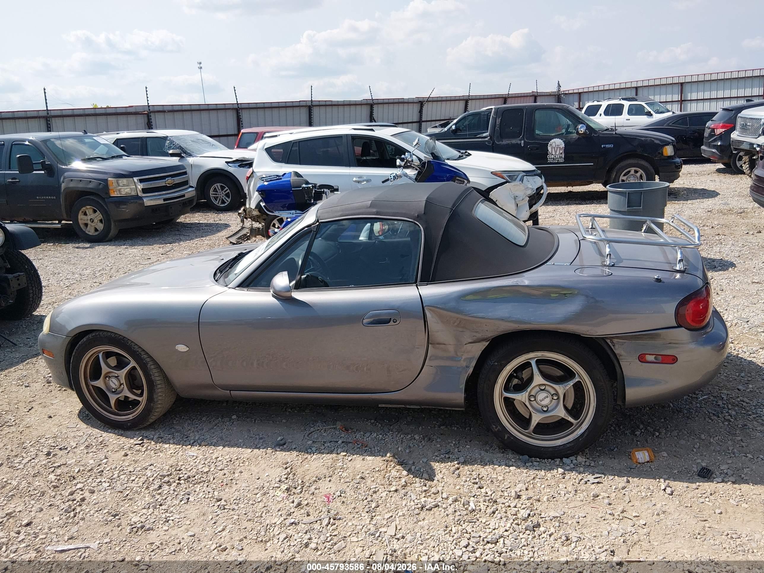 2003 Mazda Mx-5 Miata Cloth/ls/se/shinsen Silver vin: JM1NB353930311869