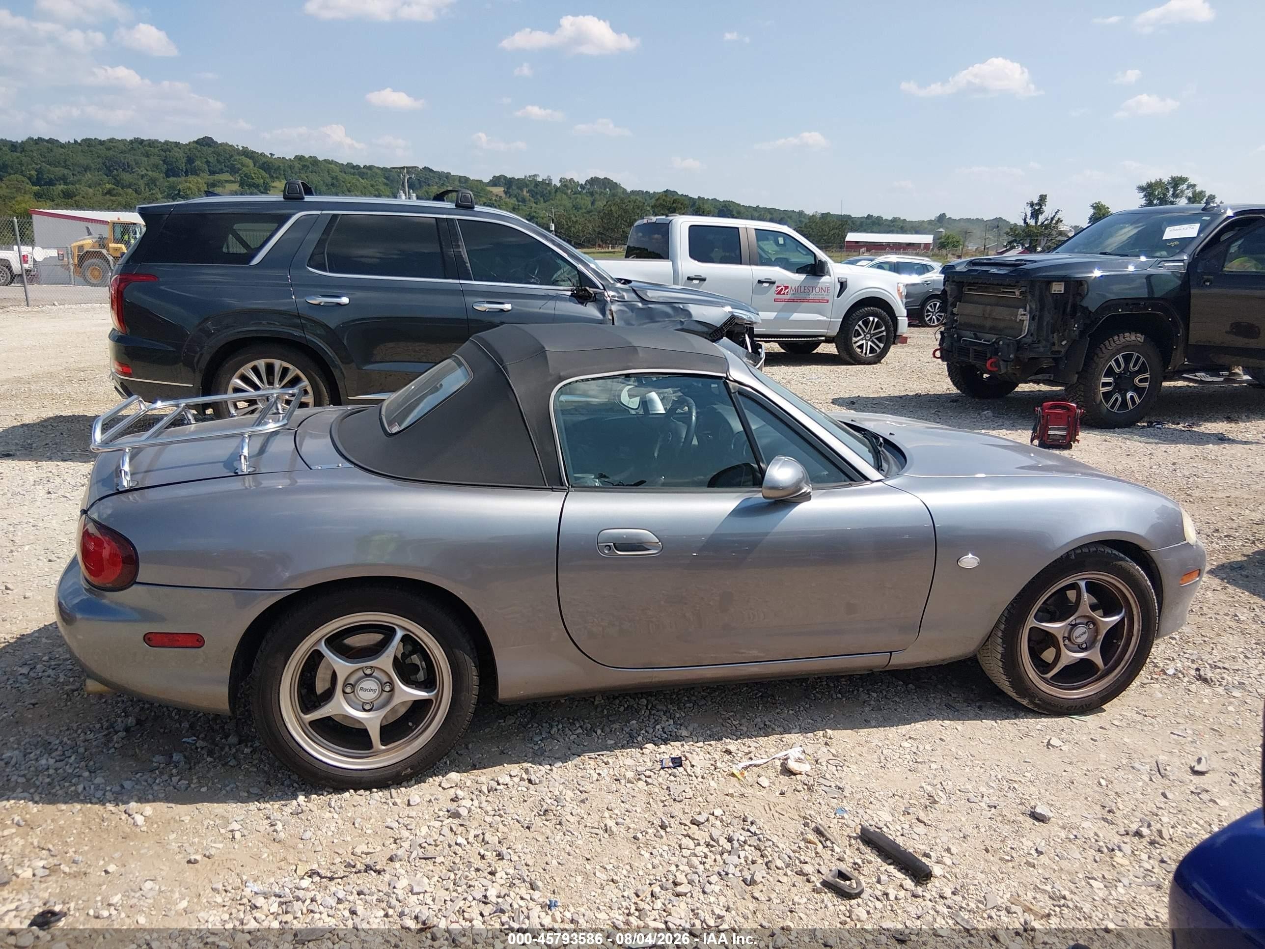 2003 Mazda Mx-5 Miata Cloth/ls/se/shinsen Silver vin: JM1NB353930311869