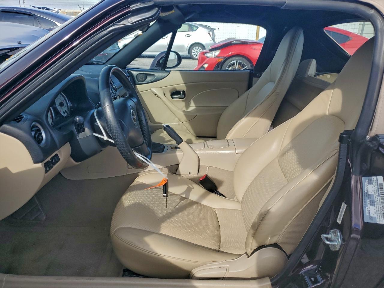 2005 Mazda Mx-5 Miata Base Burgundy vin: JM1NB353950412011