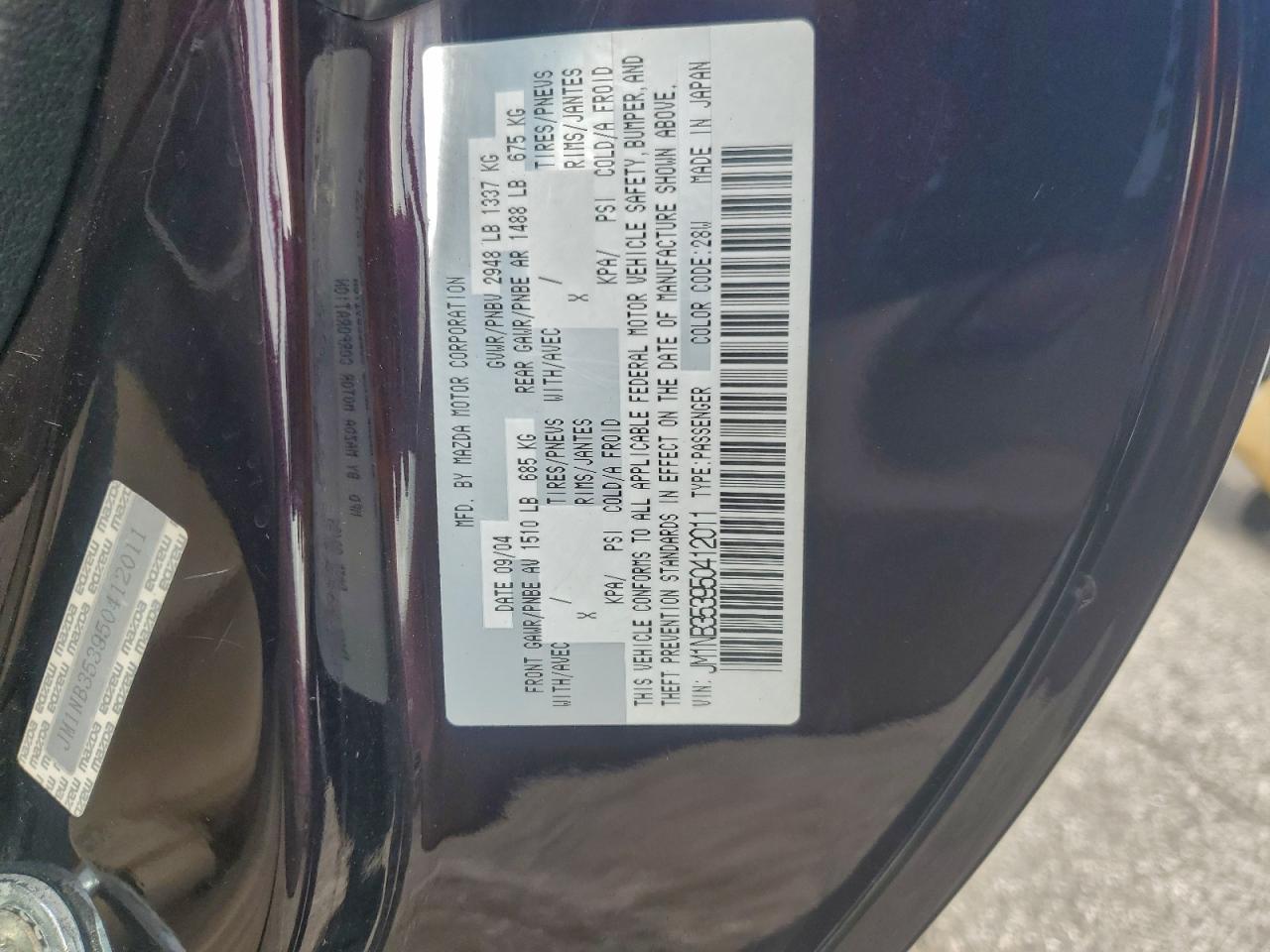 2005 Mazda Mx-5 Miata Base Burgundy vin: JM1NB353950412011