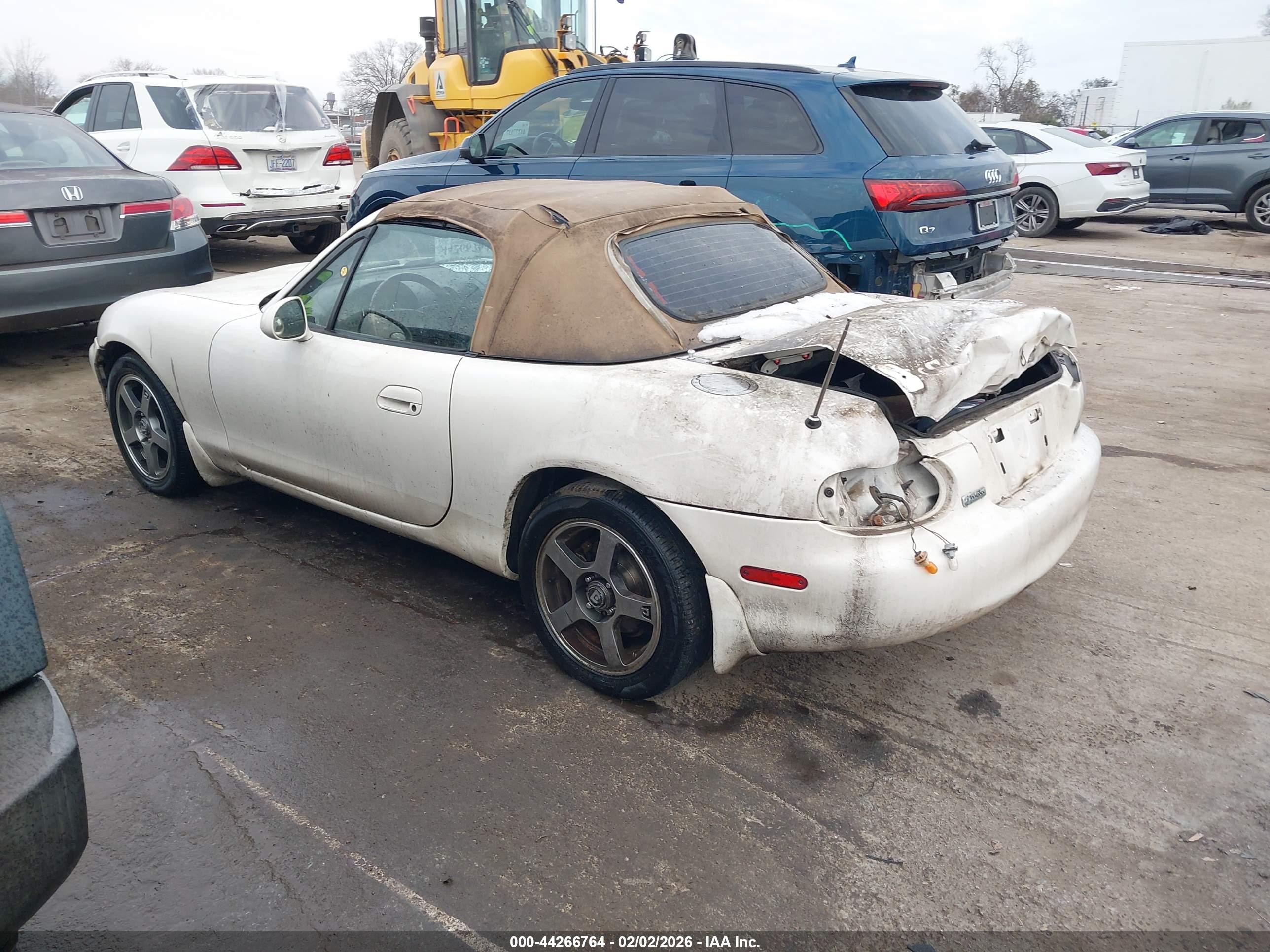 1999 Mazda Mx-5 Miata Leather Pkg/popular Equipment Pkg/sports Pkg/touring/touring Pkg White vin: JM1NB3539X0113170