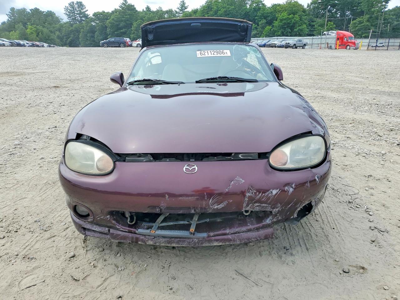 2000 Mazda Mx-5 Miata Base Burgundy vin: JM1NB3539Y0146221