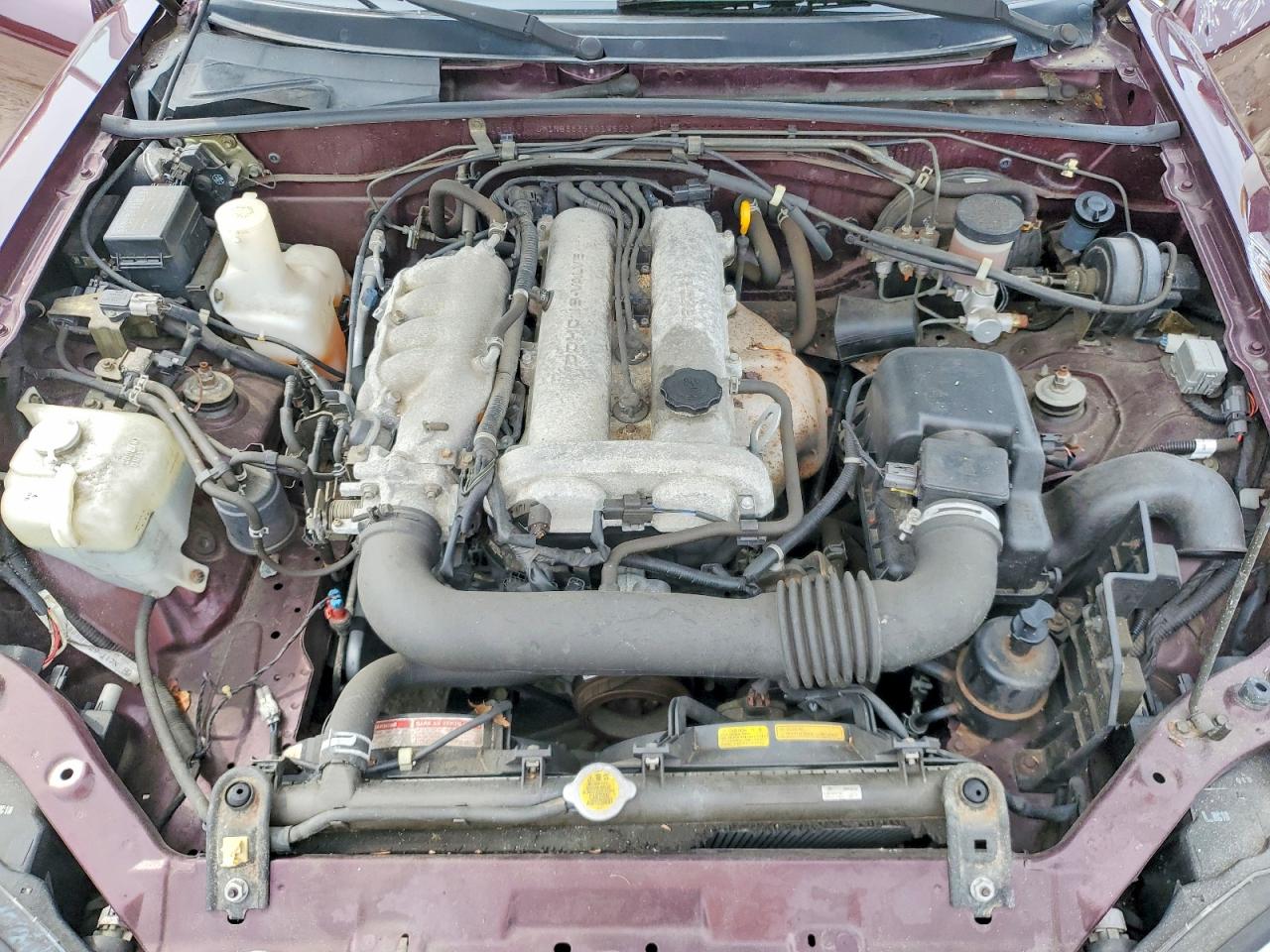 2000 Mazda Mx-5 Miata Base Burgundy vin: JM1NB3539Y0146221